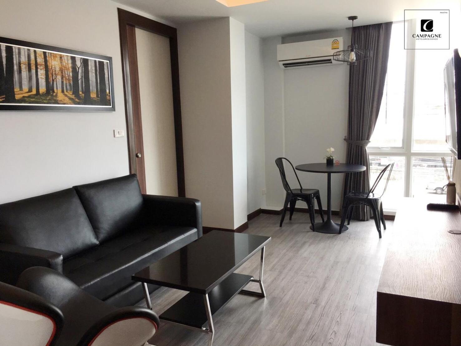 Suite with City View - Photo 5