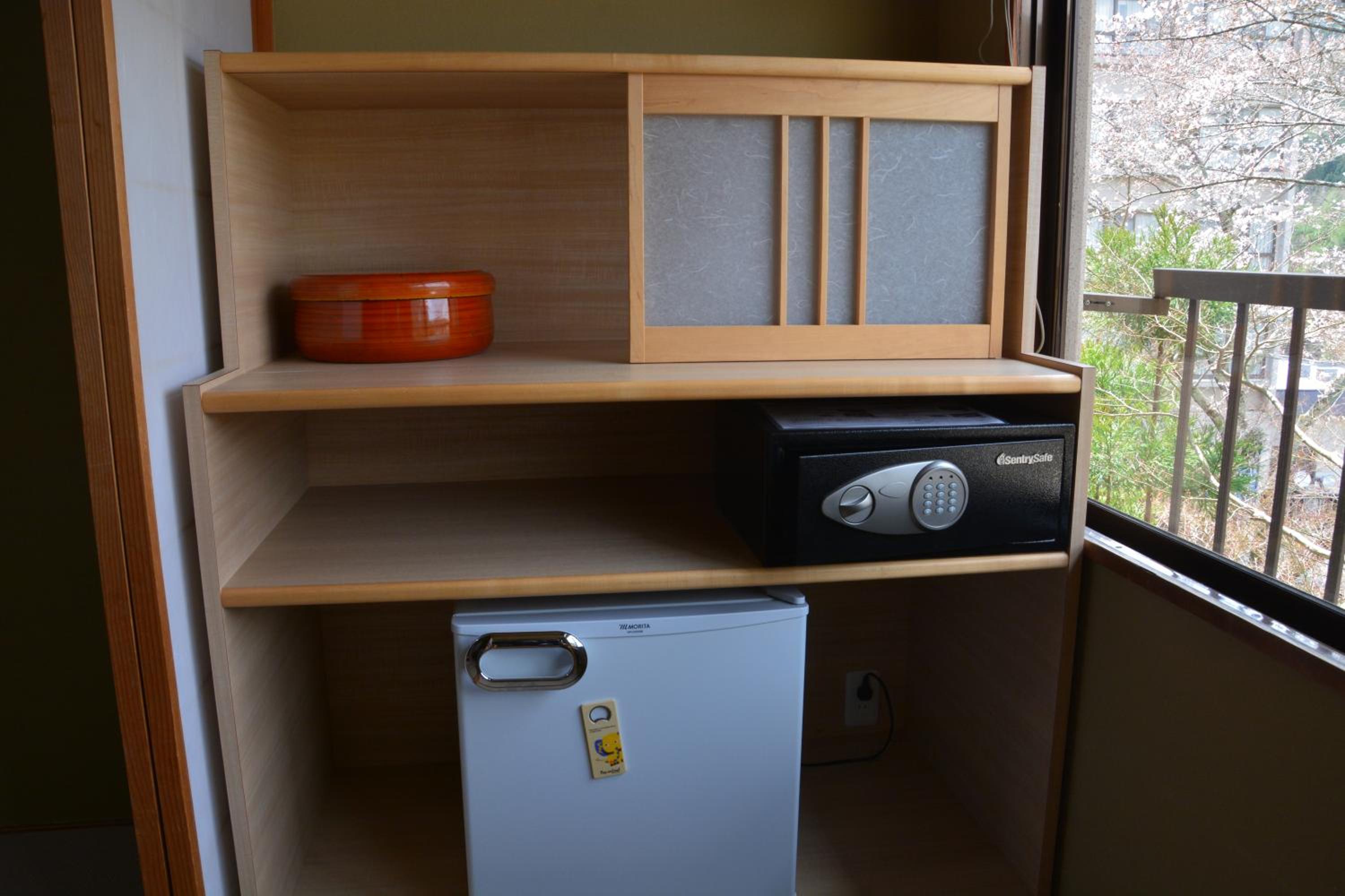 Japanese-Style Standard Room - Photo 3