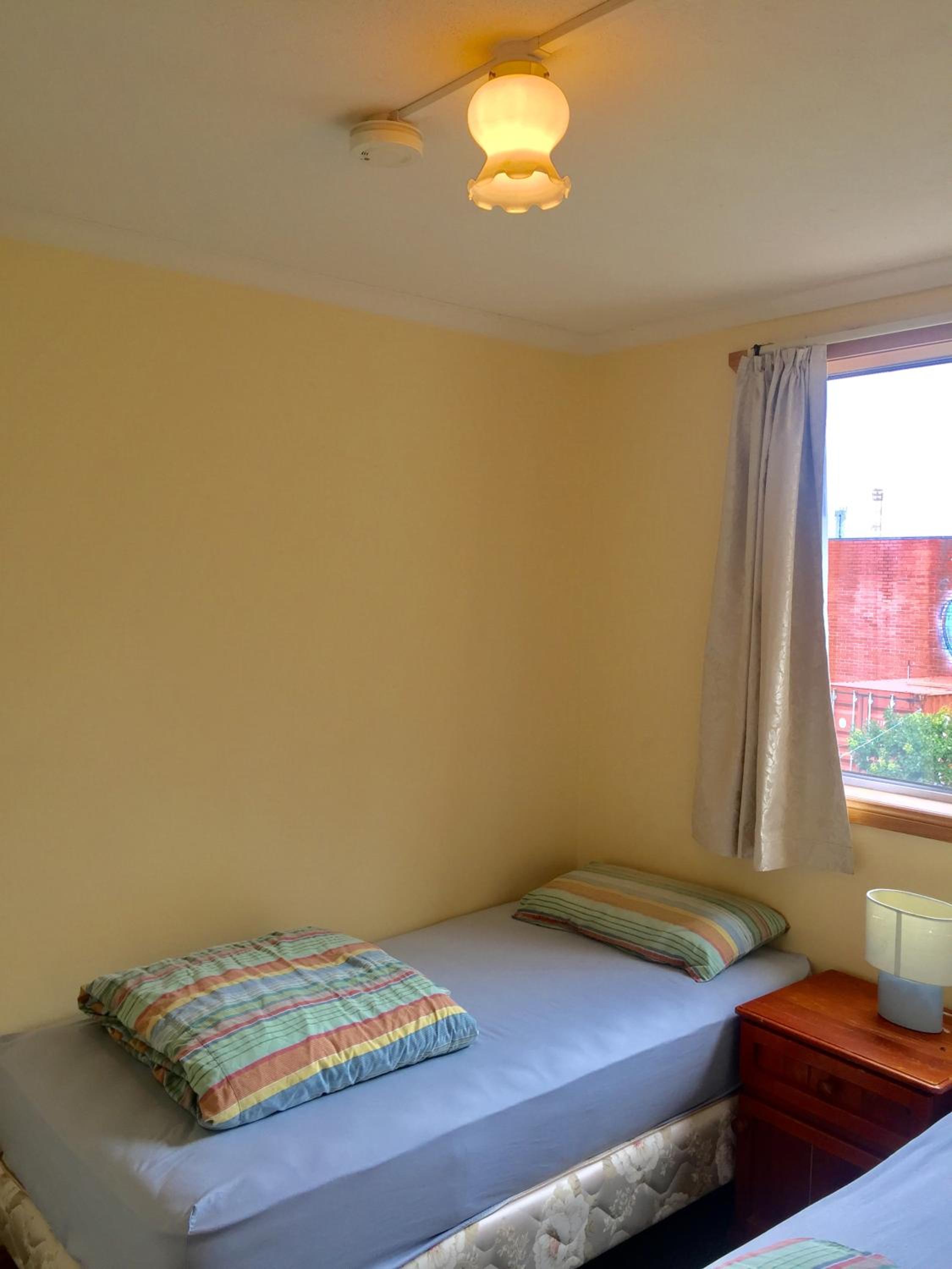 Standard Twin Room with Shared Bathroom photo 1