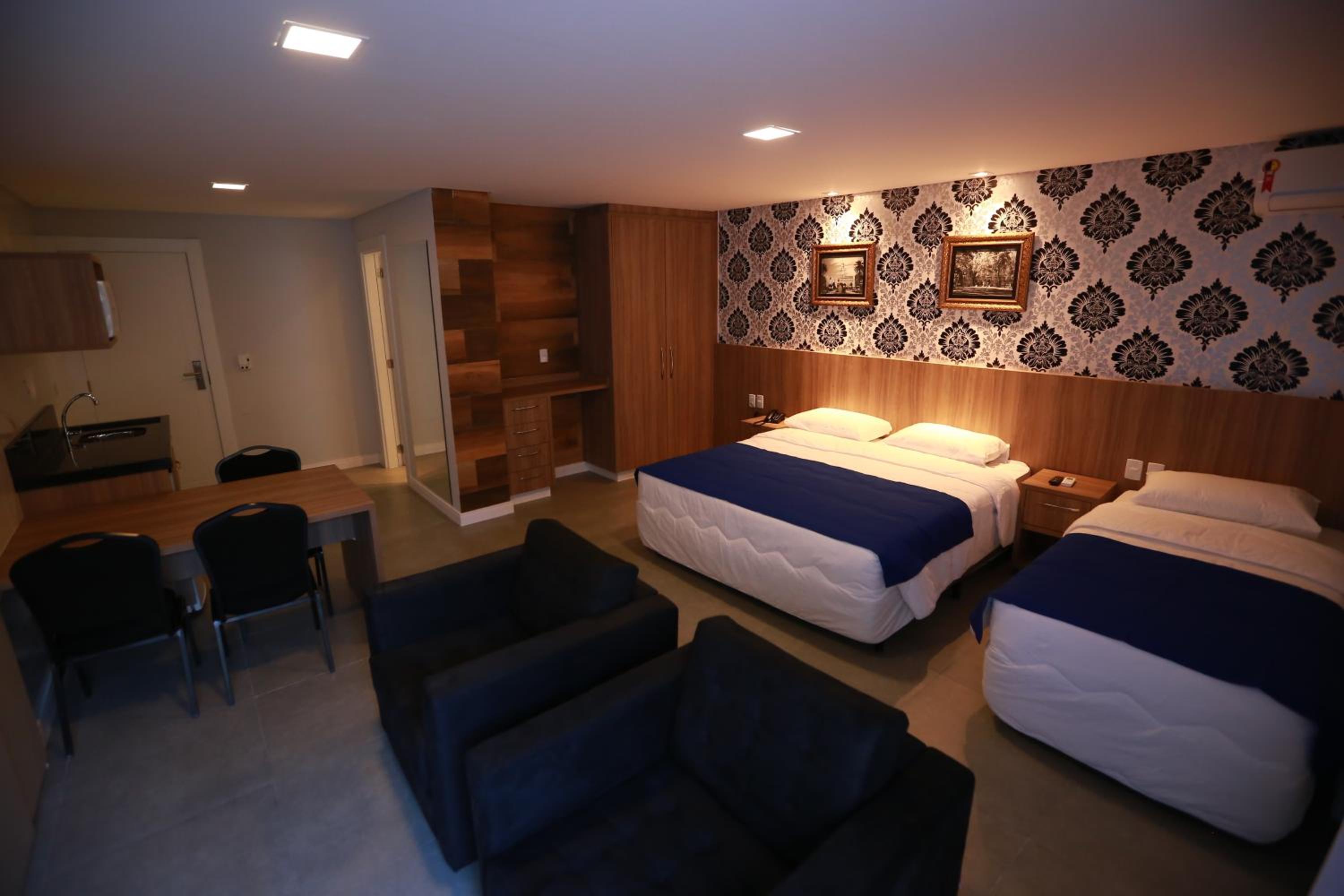 Deluxe Suite photo 1