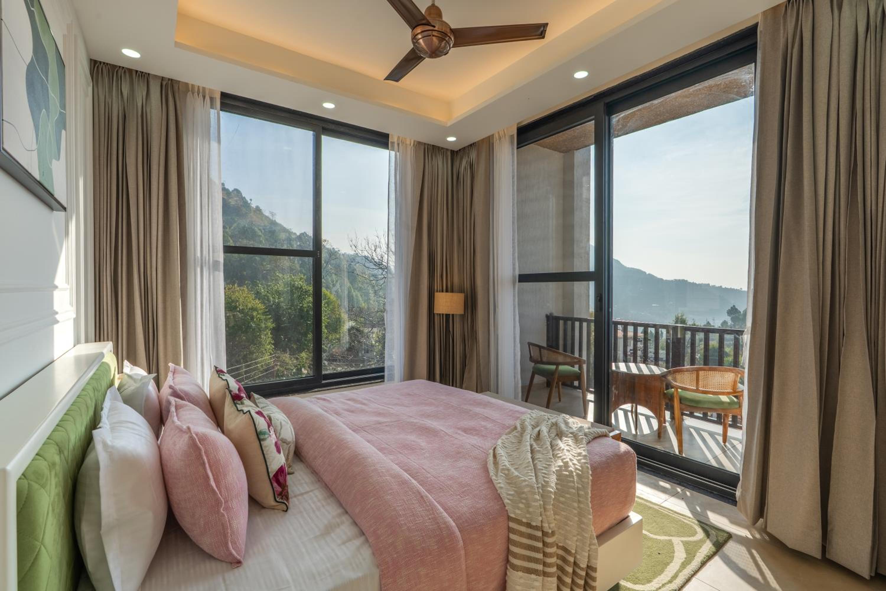 Suite with Hot Tub