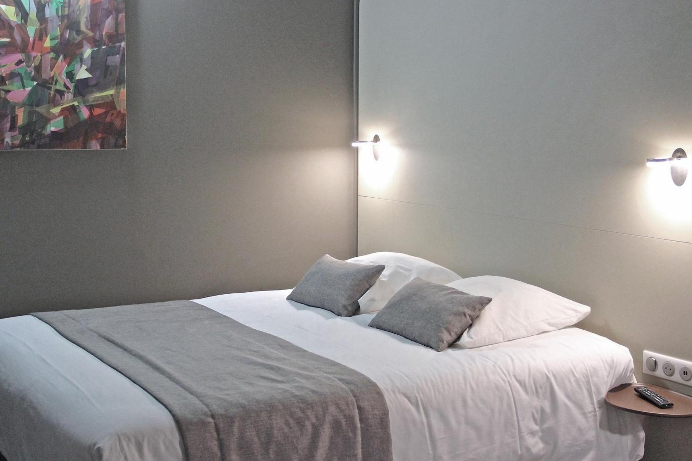 Standard Double Room - Photo 5