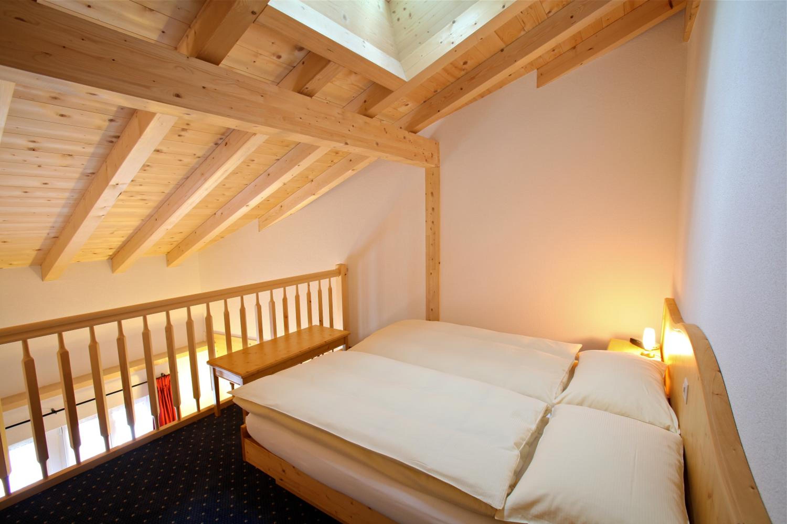 Double Room - Photo 12