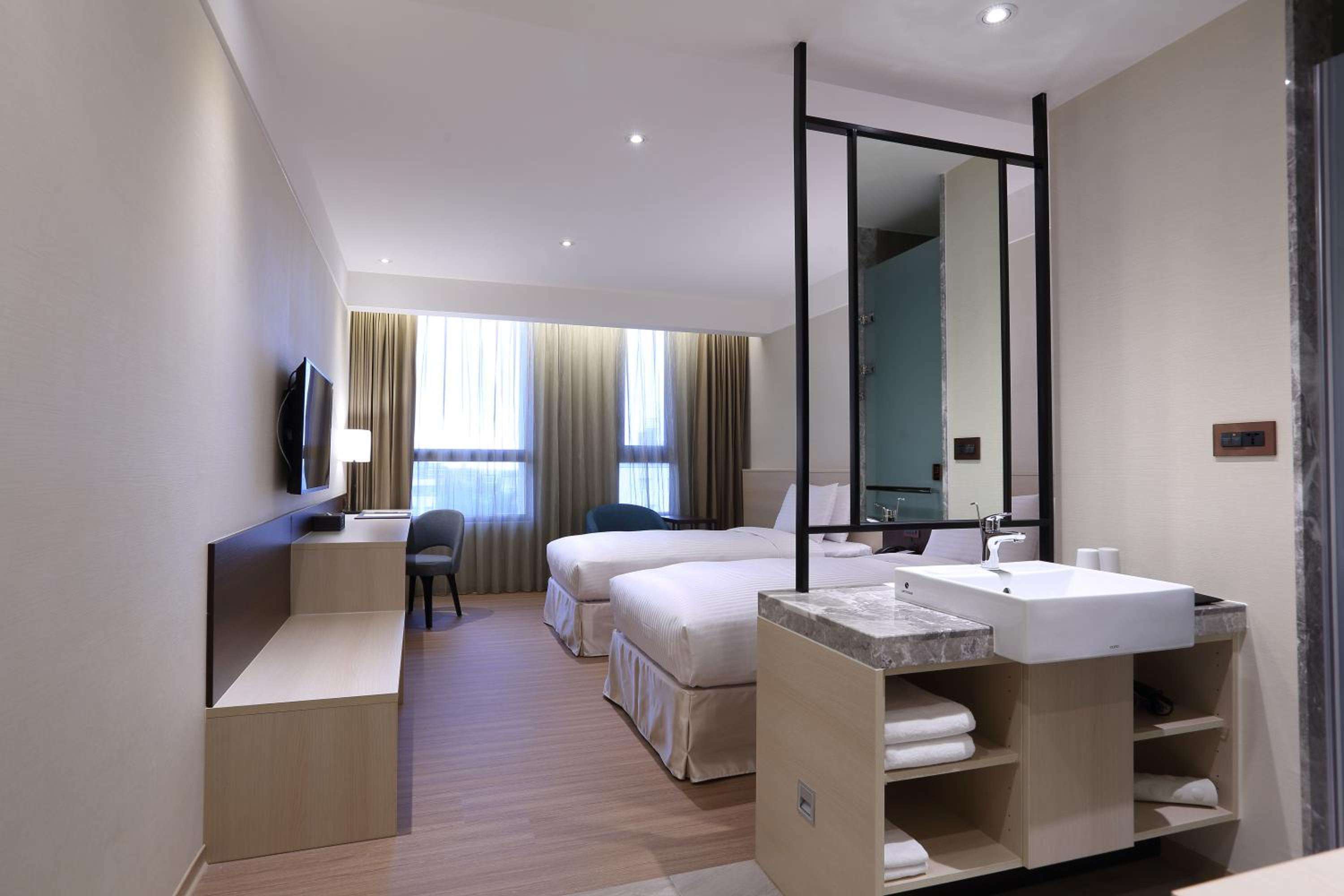 Standard Twin Room photo 1