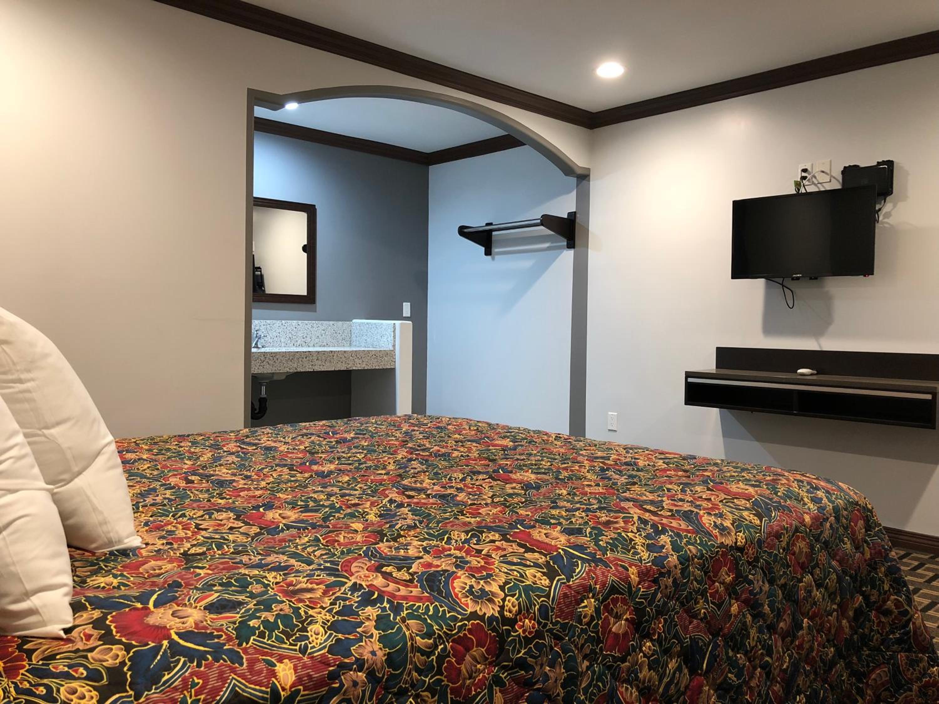 Family Room photo 1