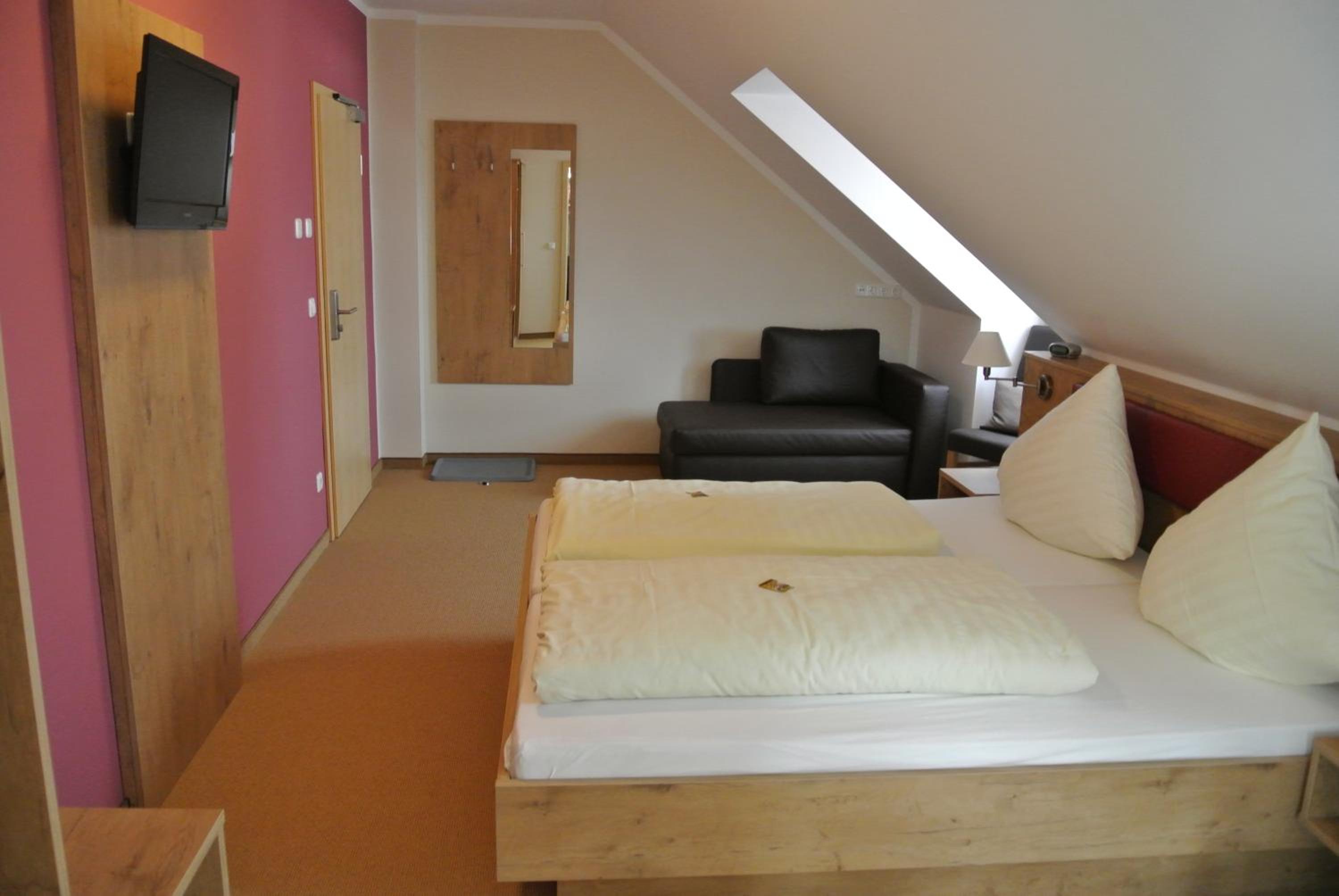 Comfort Double Room - Photo 9