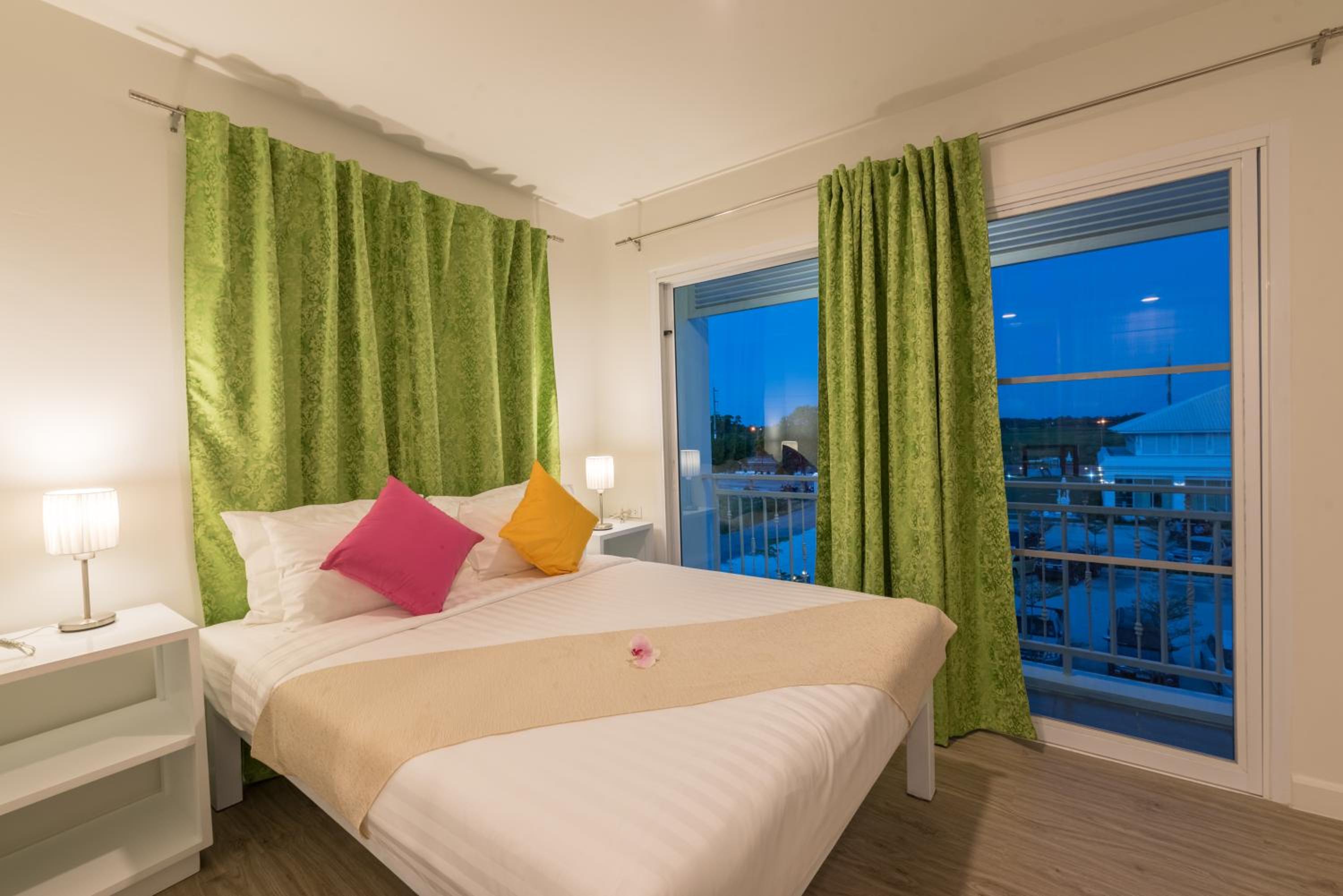 Deluxe Double Room photo 2
