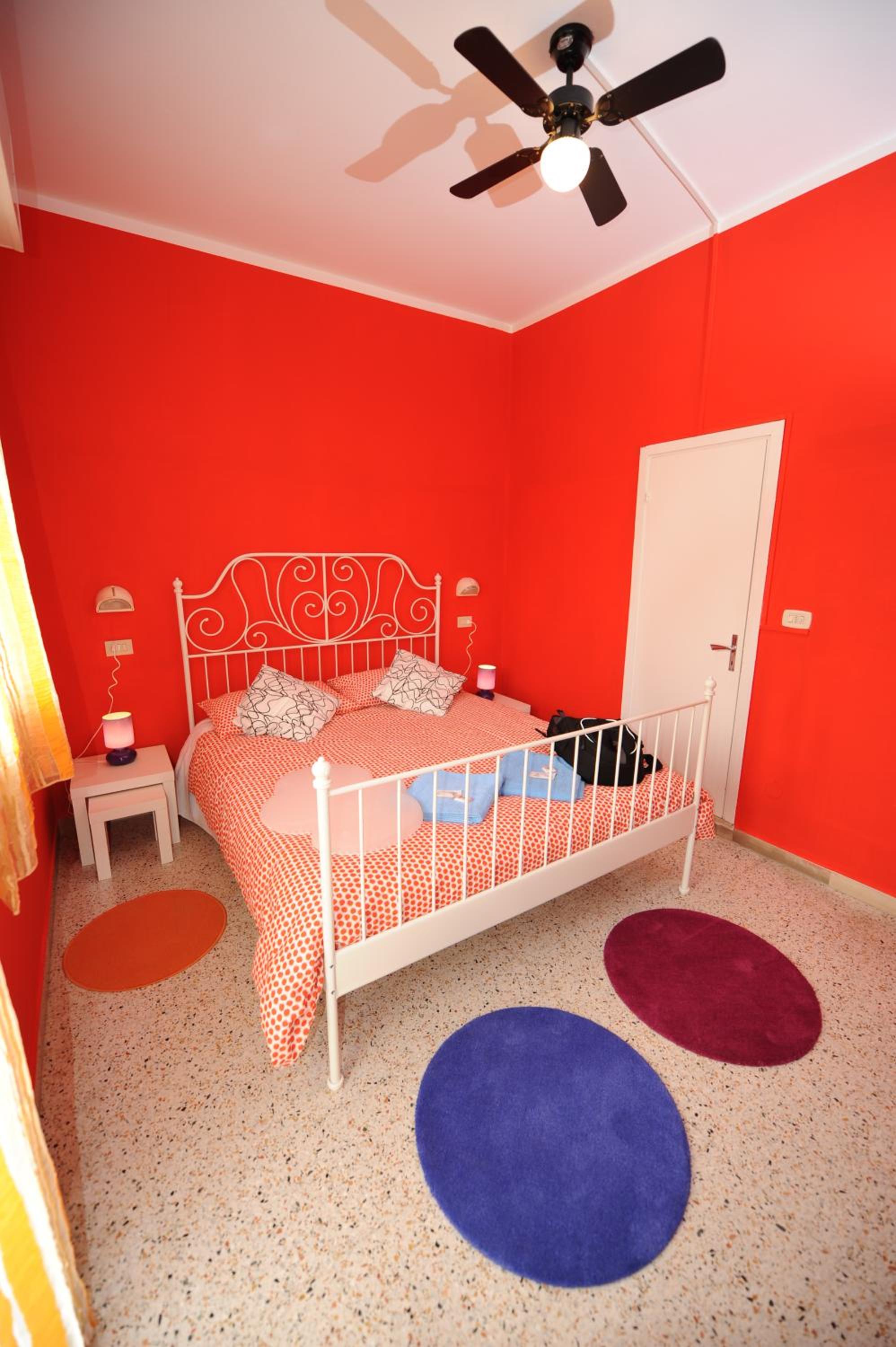 Double Room with Balcony and Private Bathroom - Photo 1