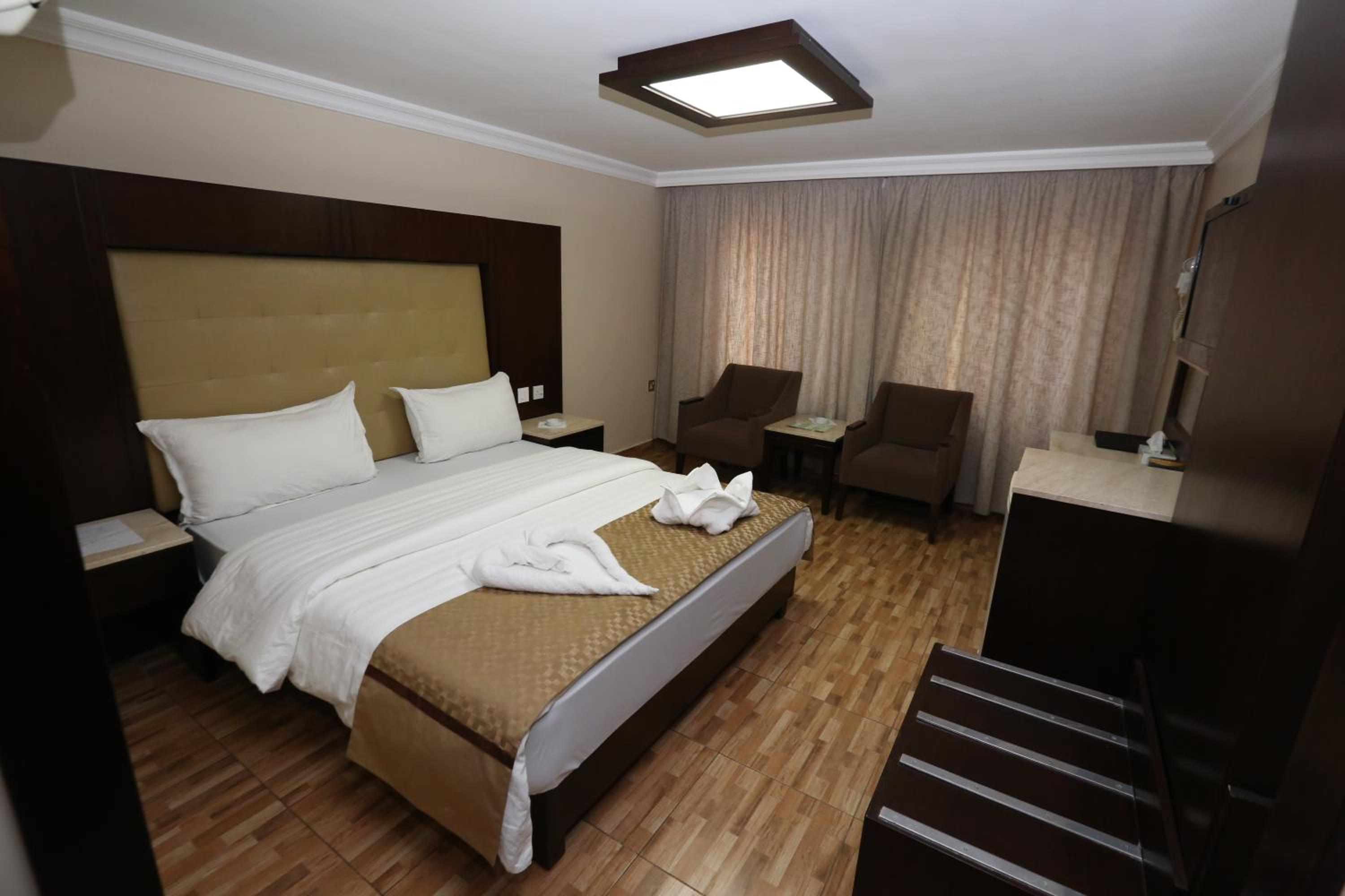 Standard Double or Twin Room photo 1