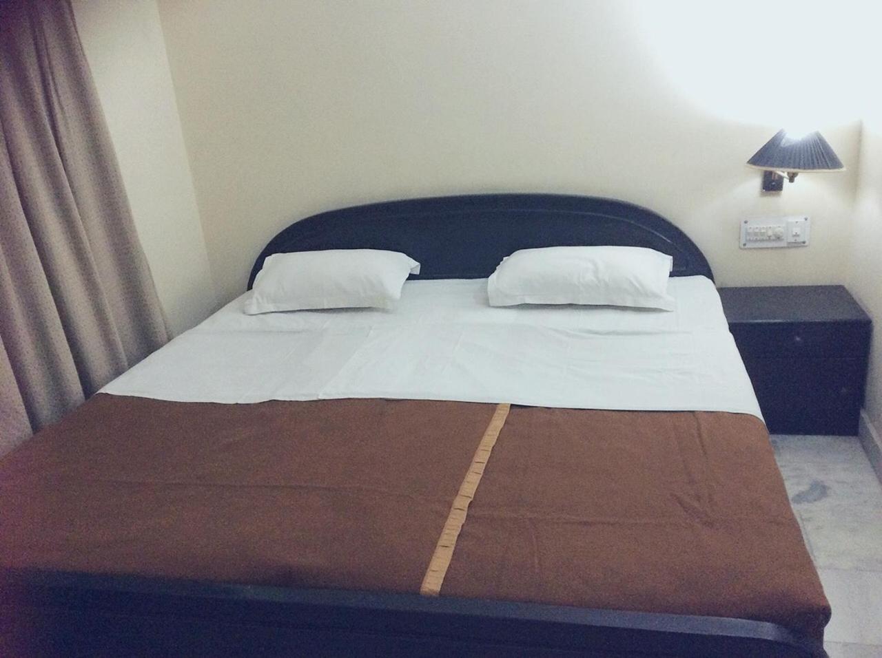Deluxe Double or Twin Room photo 2