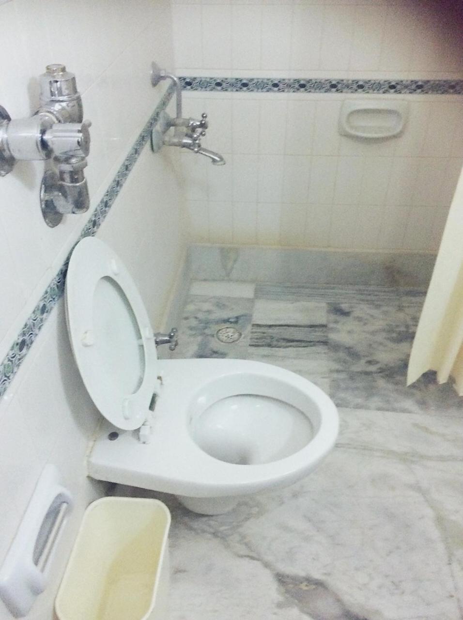 Deluxe Double or Twin Room photo 3