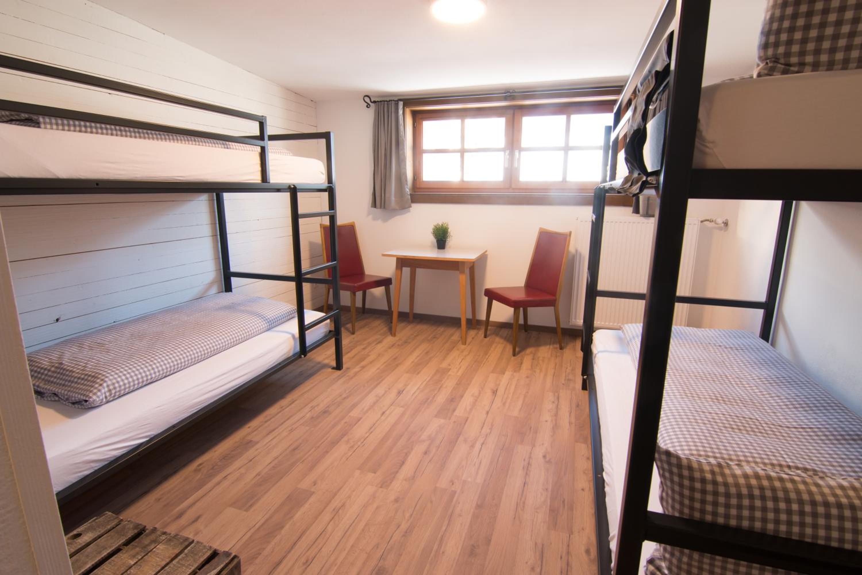 Bed in 4-Bed Dormitory Room photo 3