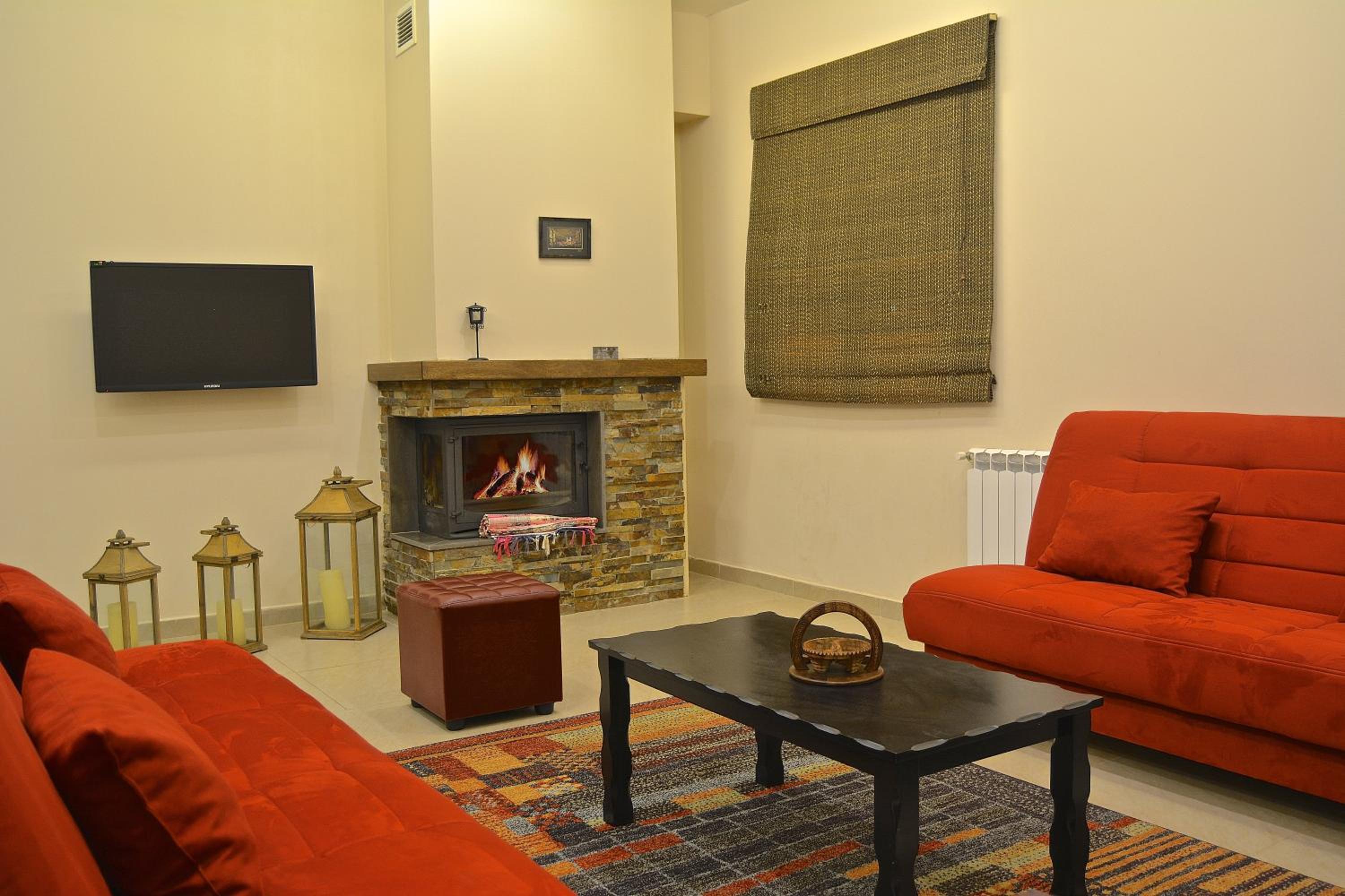 Deluxe Apartment photo 3