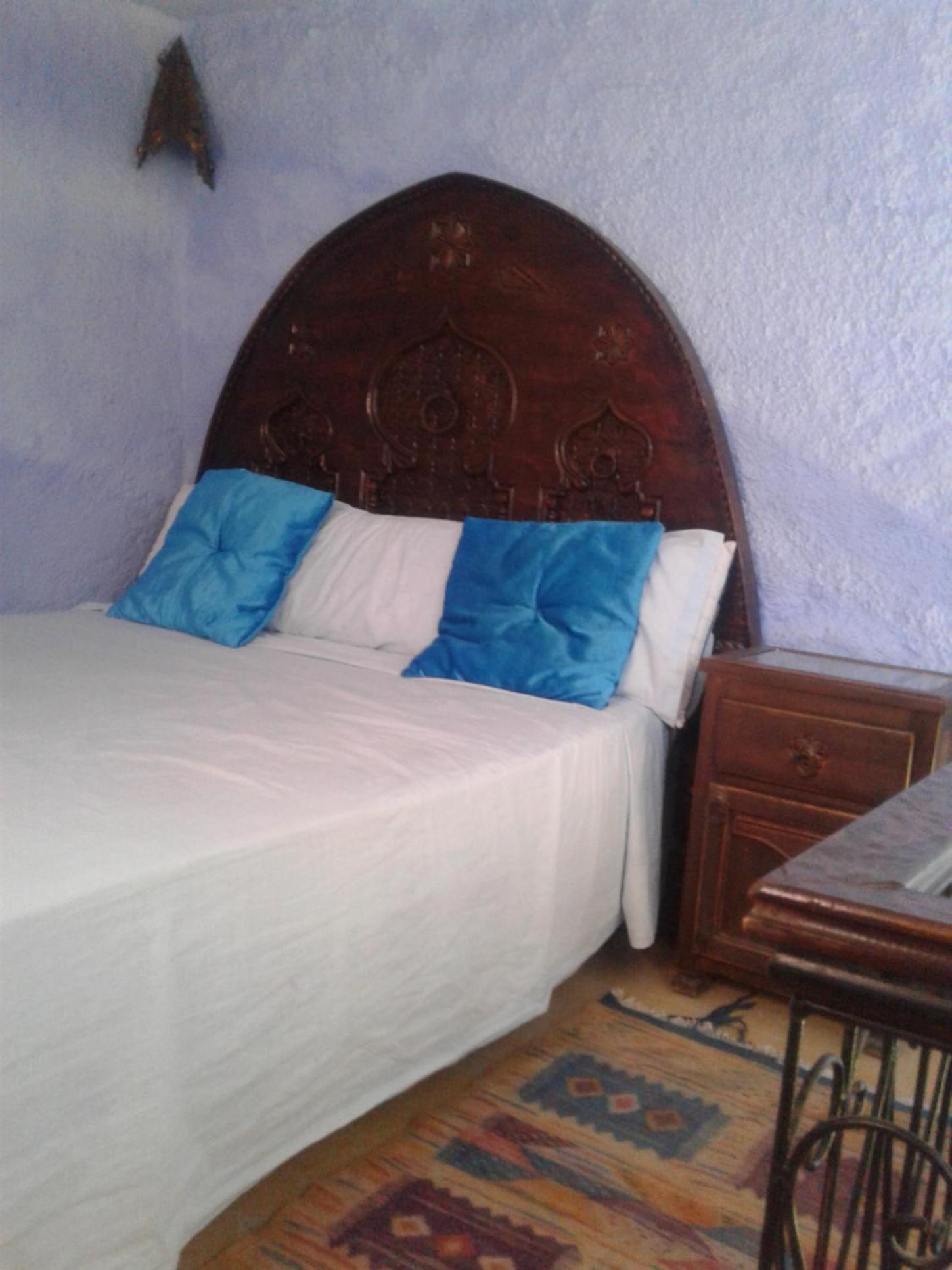 Budget Triple Room - Photo 7