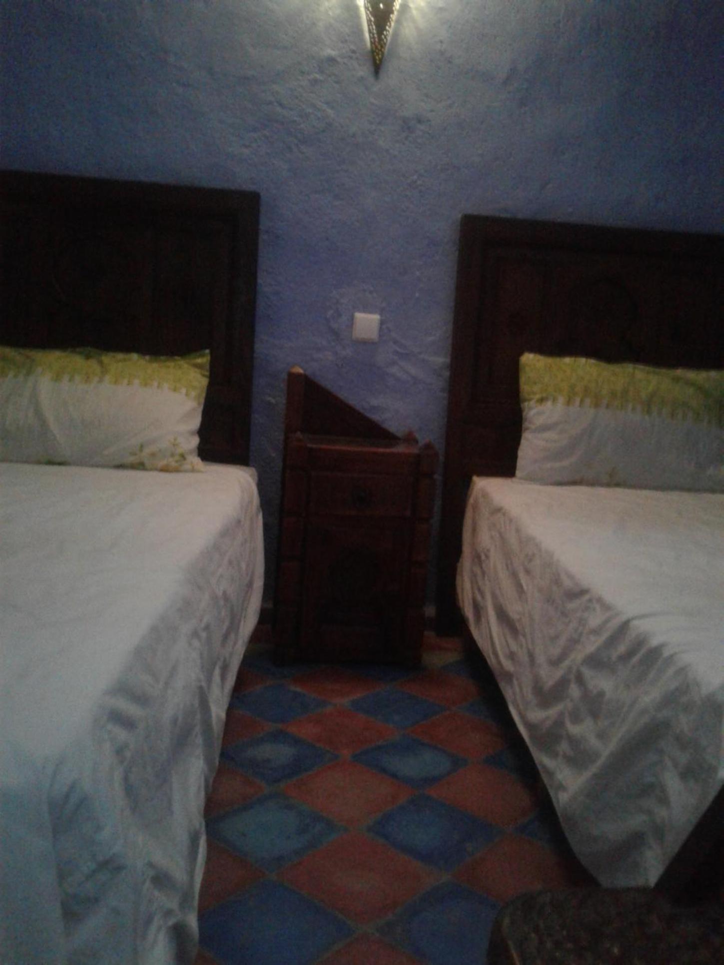 Budget Triple Room - Photo 6