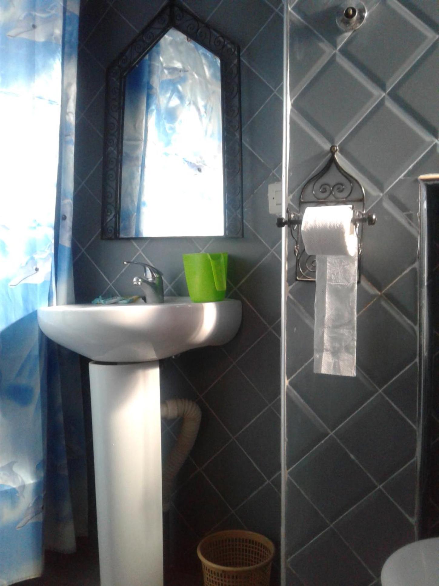 Budget Triple Room - Photo 5