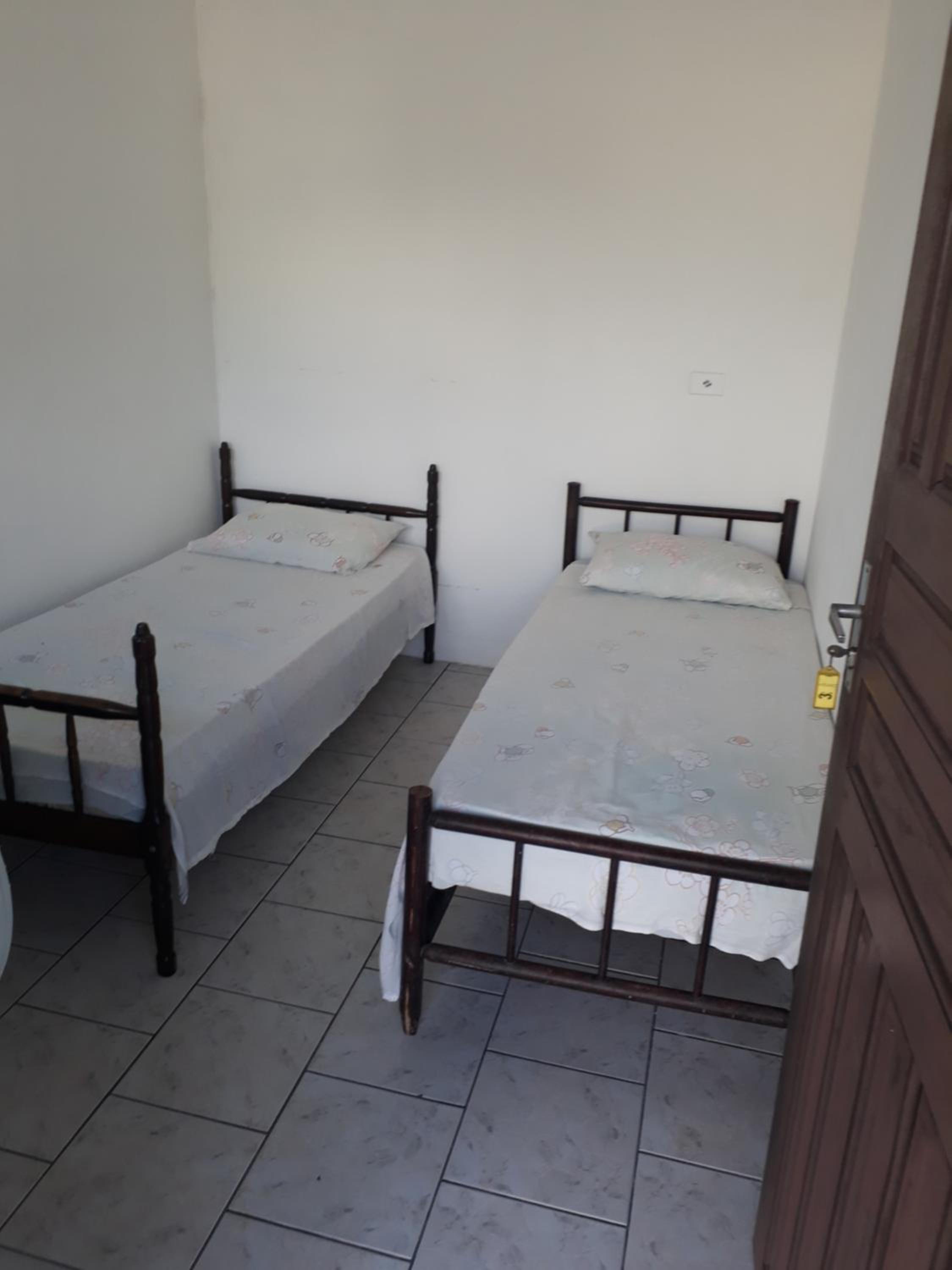 Standard Double Room with Shared Bathroom photo 3