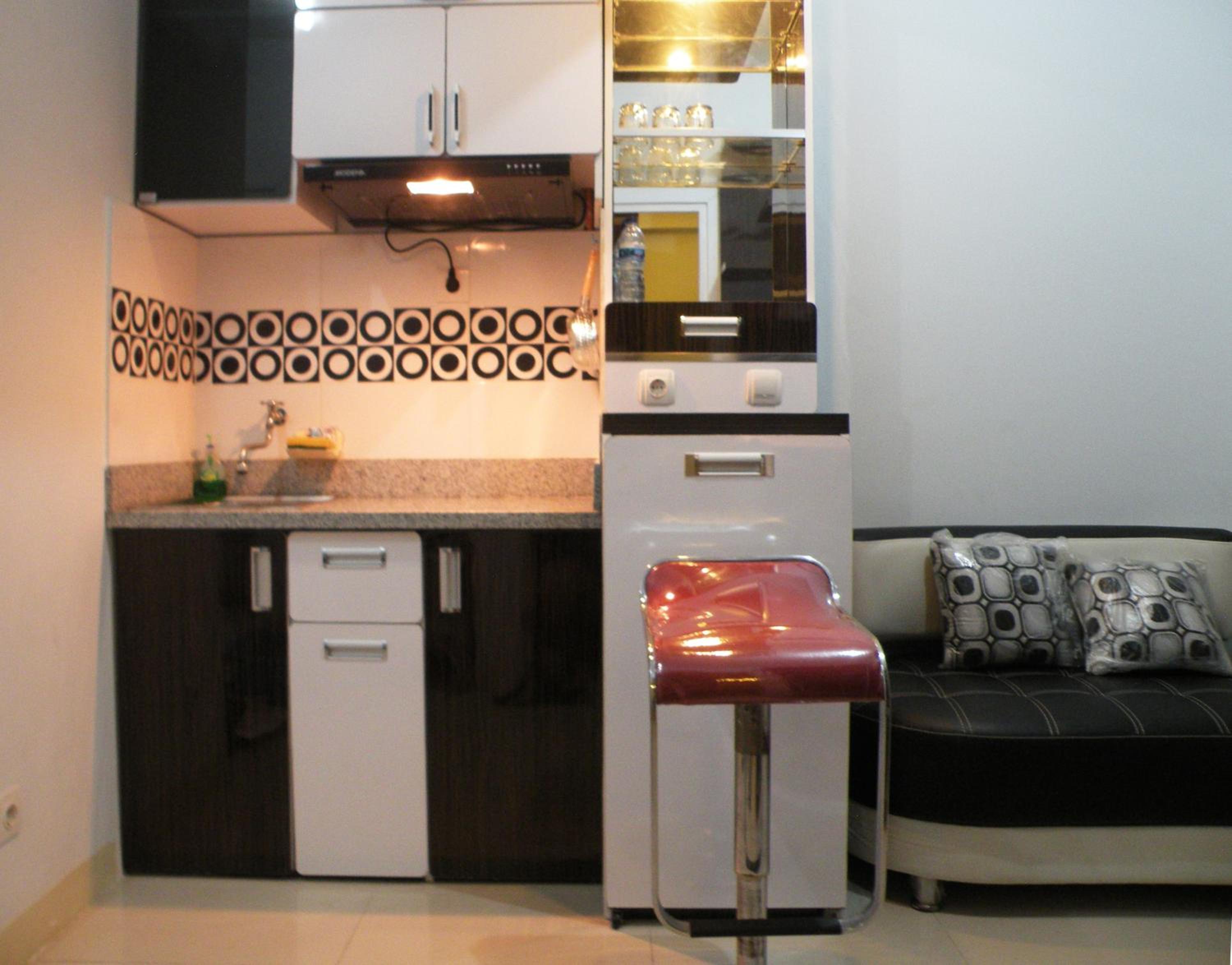 Two-Bedroom Apartment - Photo 11