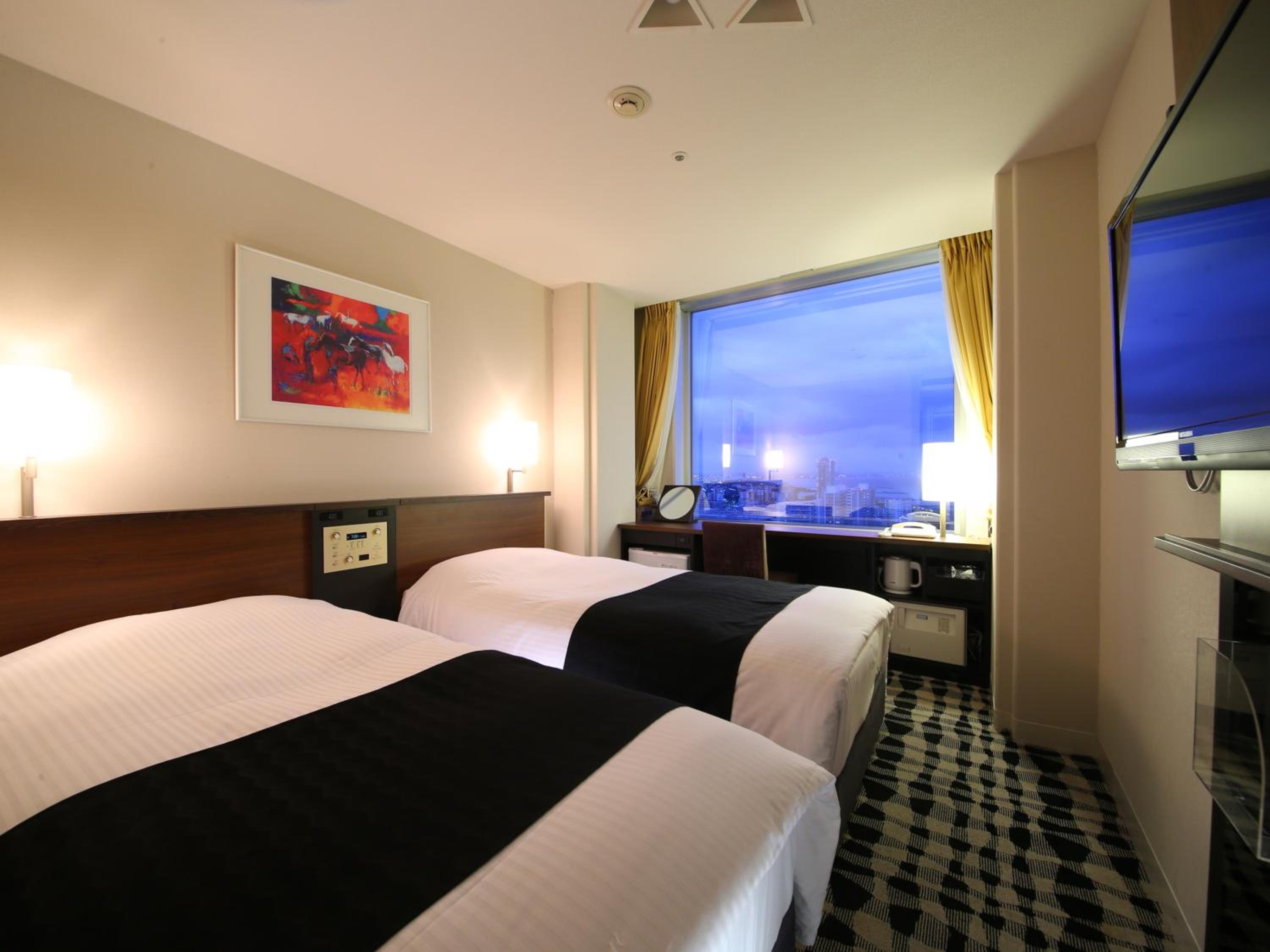 Standard Twin Room - Non-Smoking - Photo 2