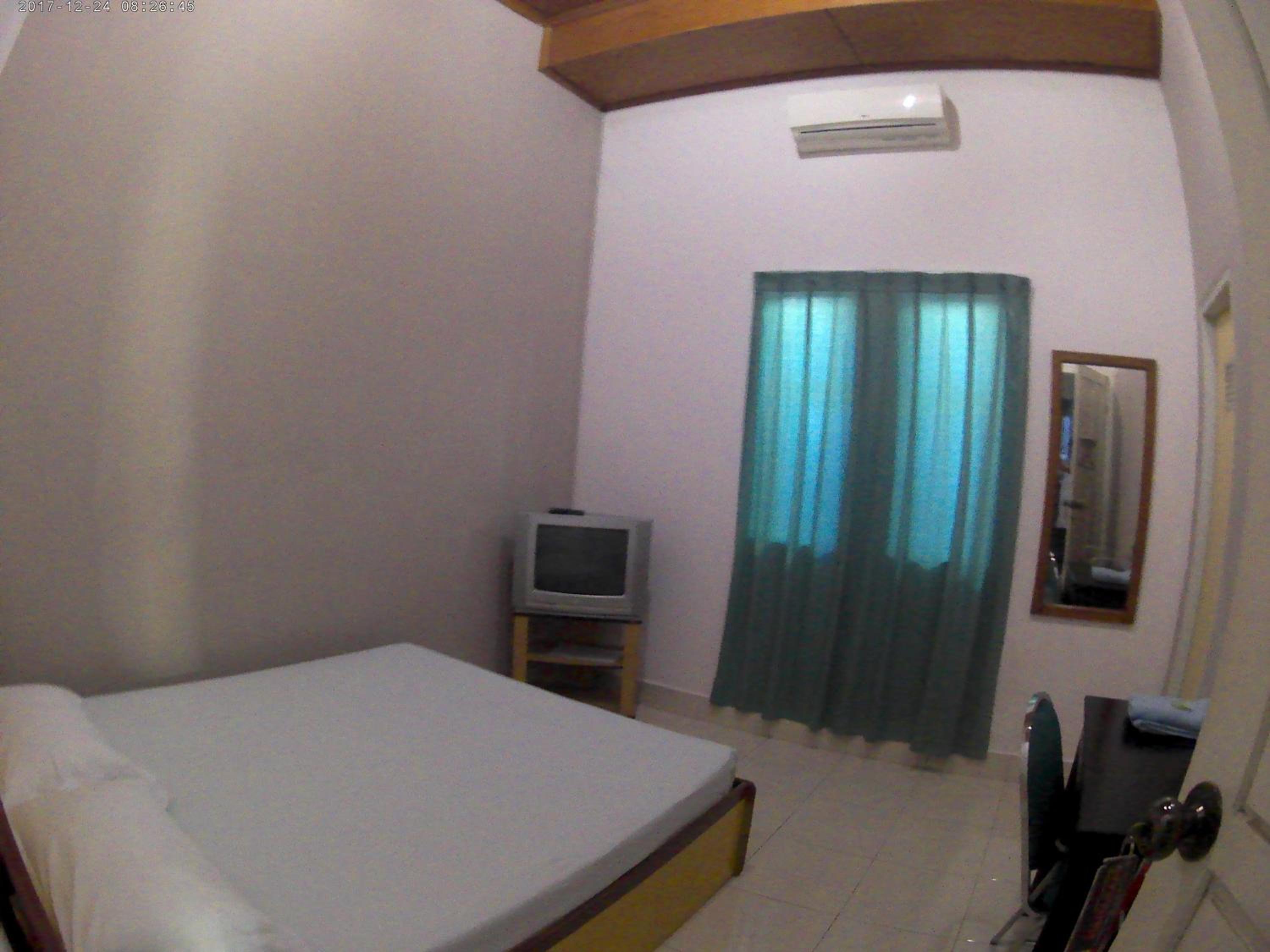 Standard Double Room - Photo 6