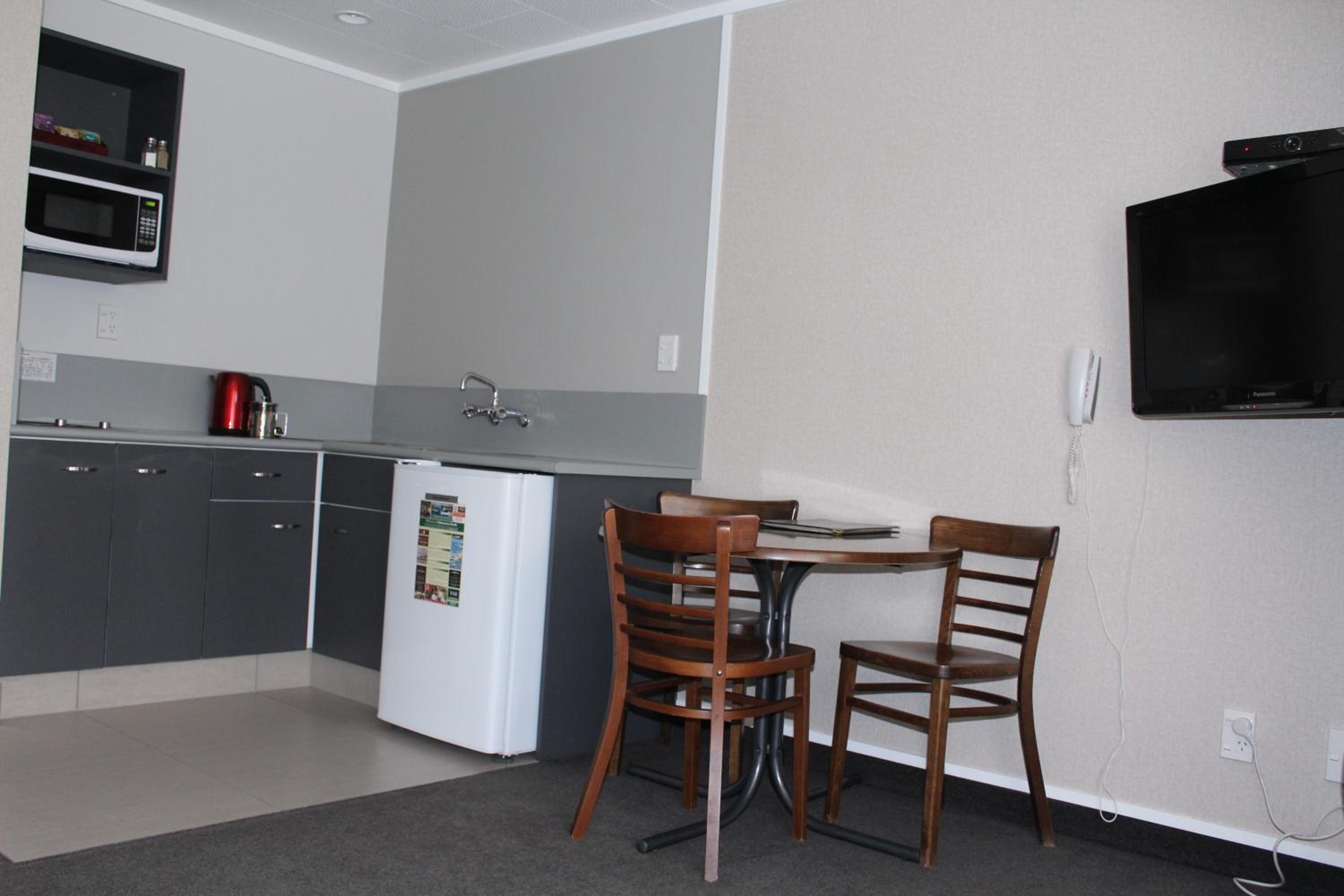 Executive One-Bedroom Apartment with Spa Bath photo 2