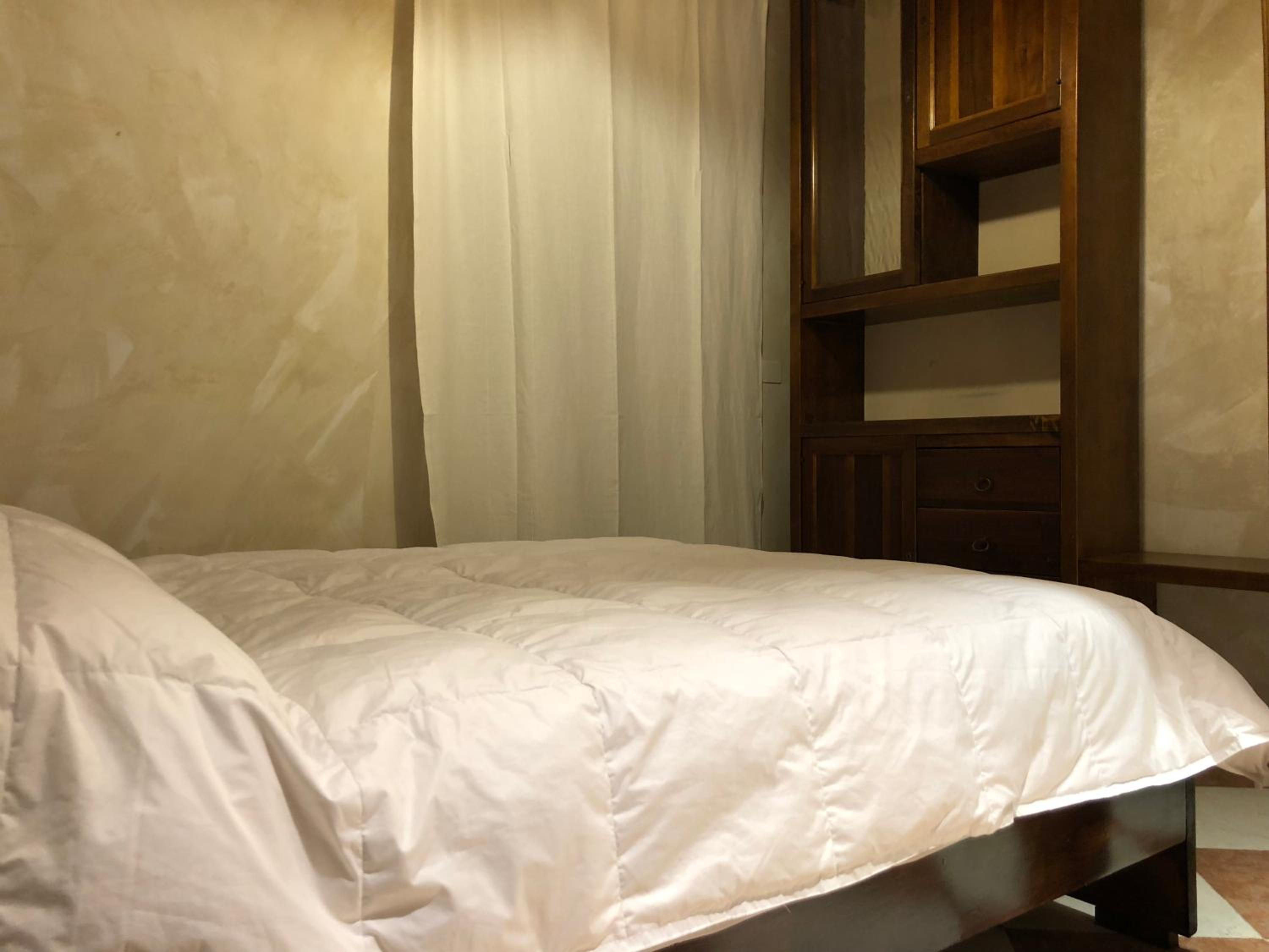 Studio Apartment with Queen Bed