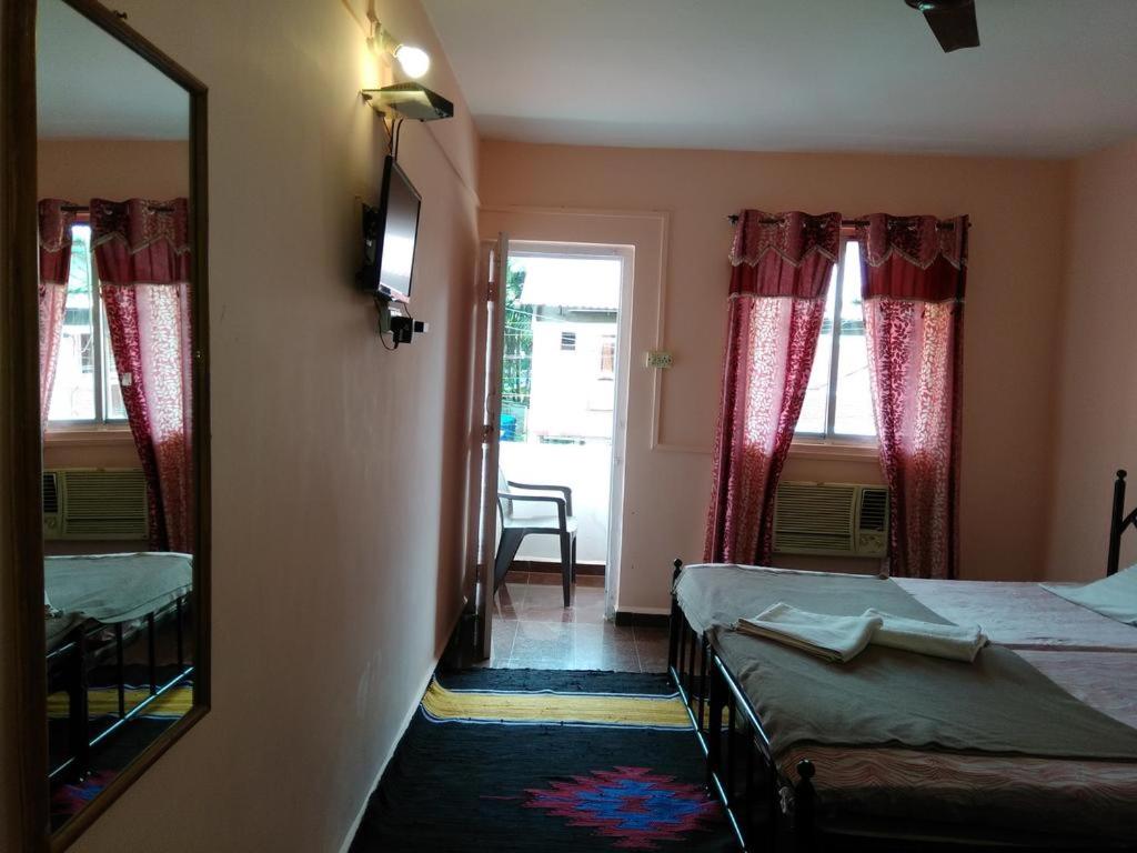 Double or Twin Room with City View