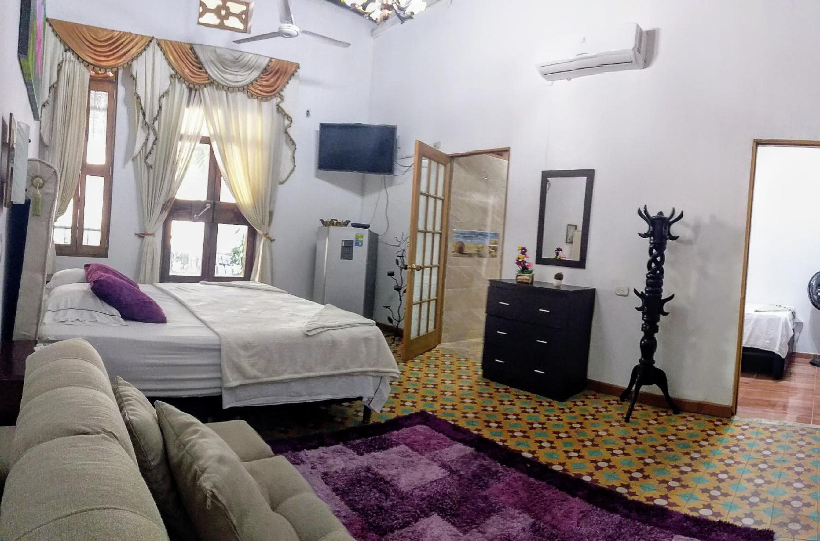 Deluxe Suite with Spa Bath photo 1