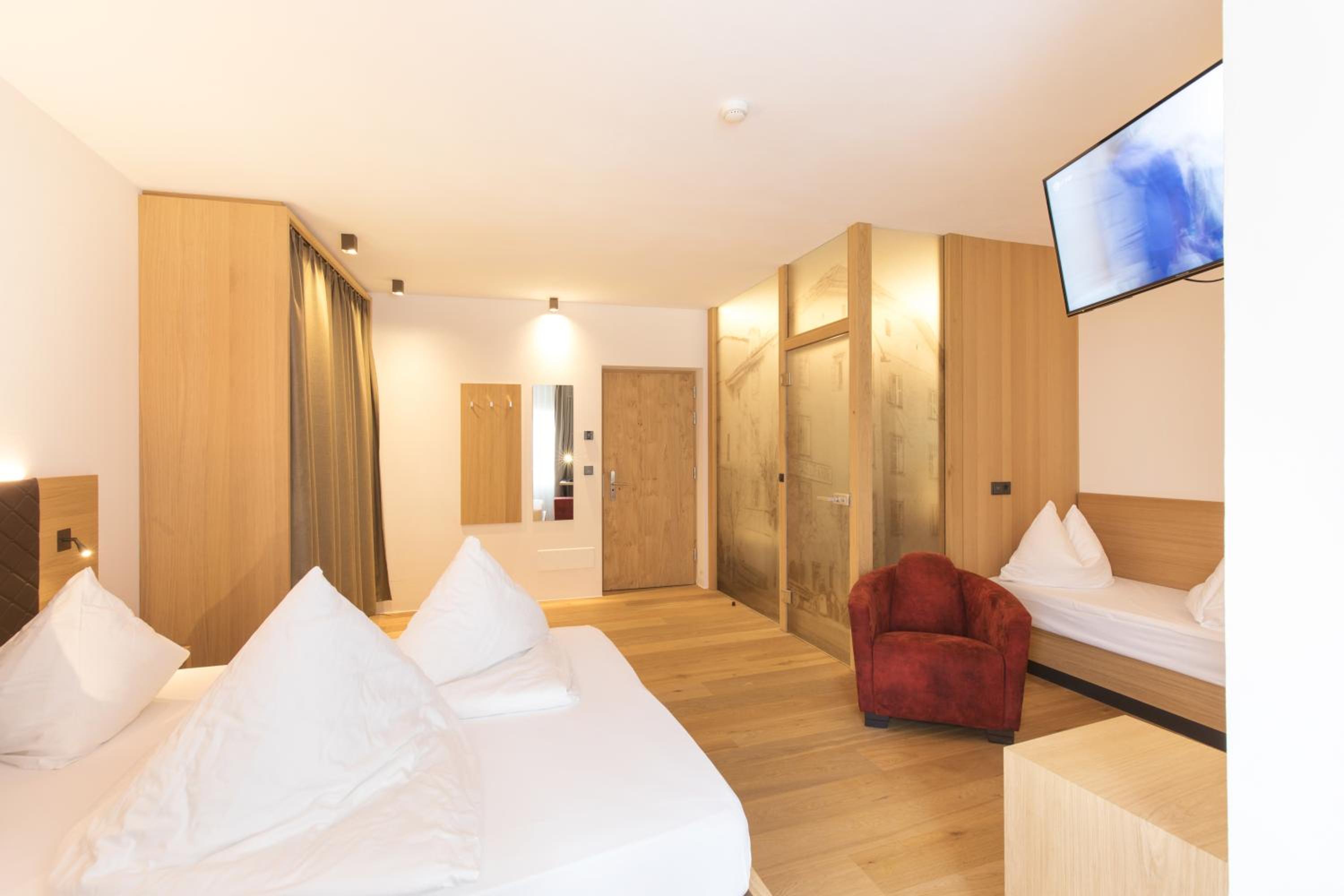 Quadruple Room photo 1
