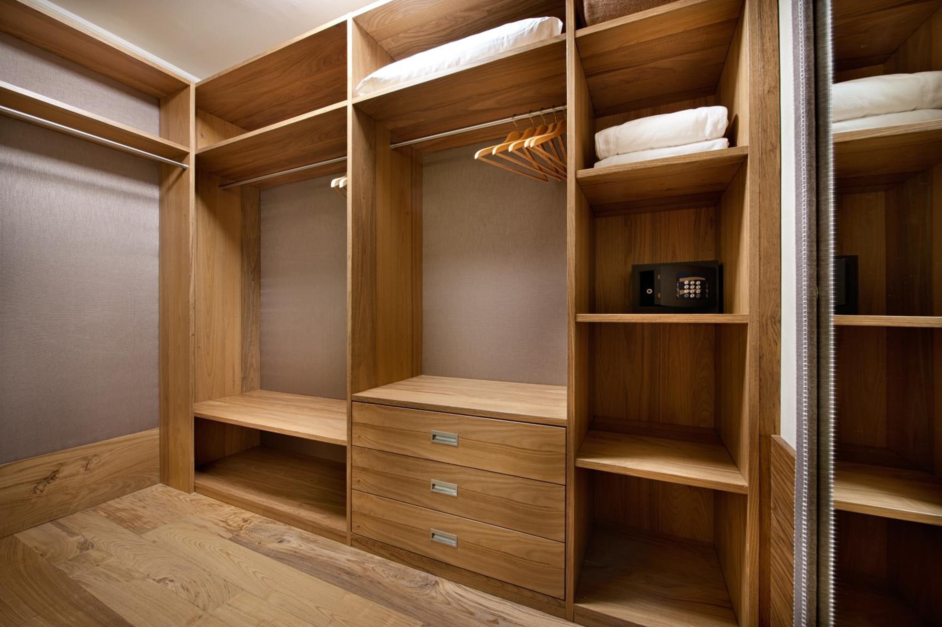 Luxury Suite - Ground Floor - Photo 2