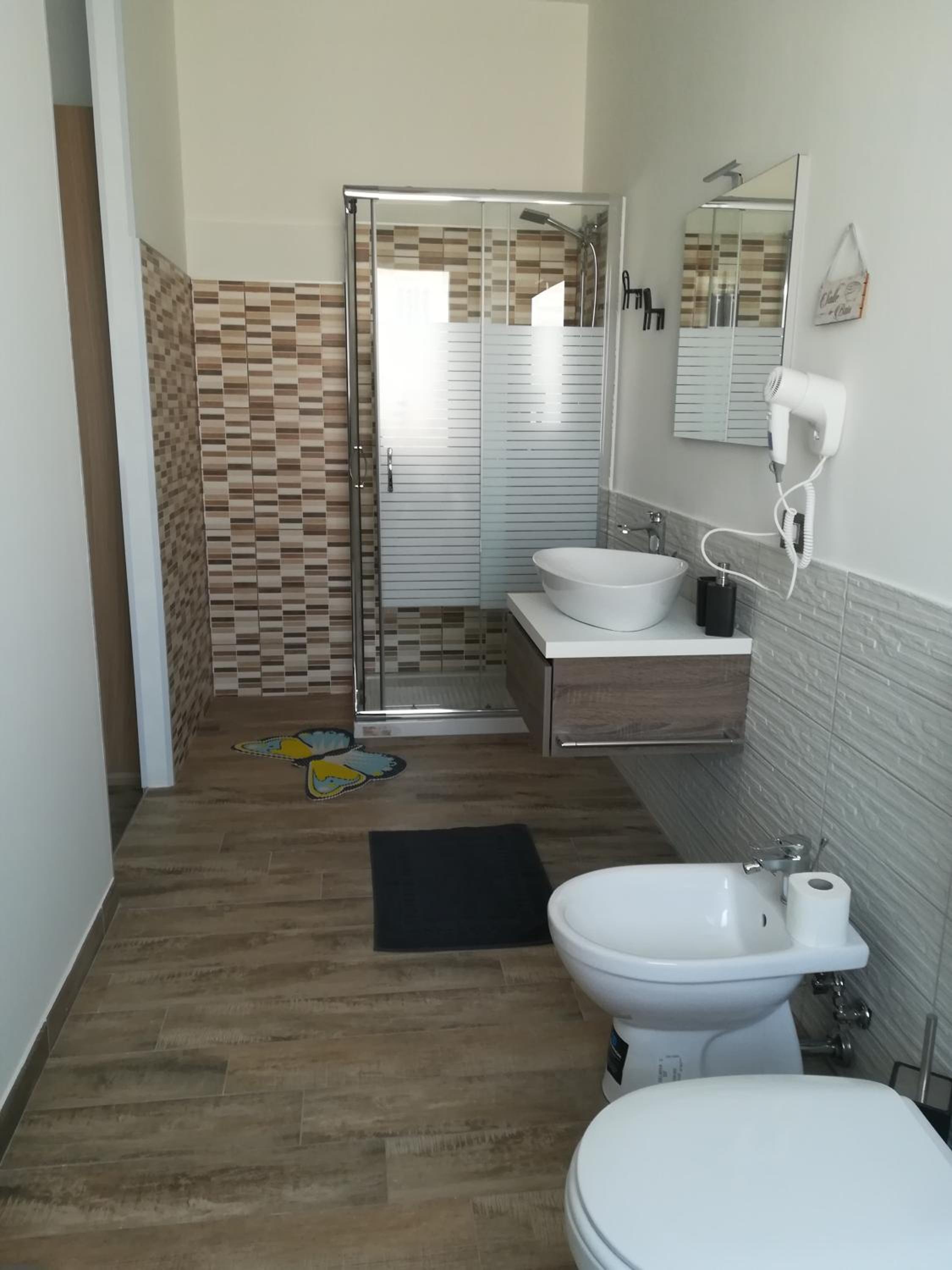 Double Room - Photo 6