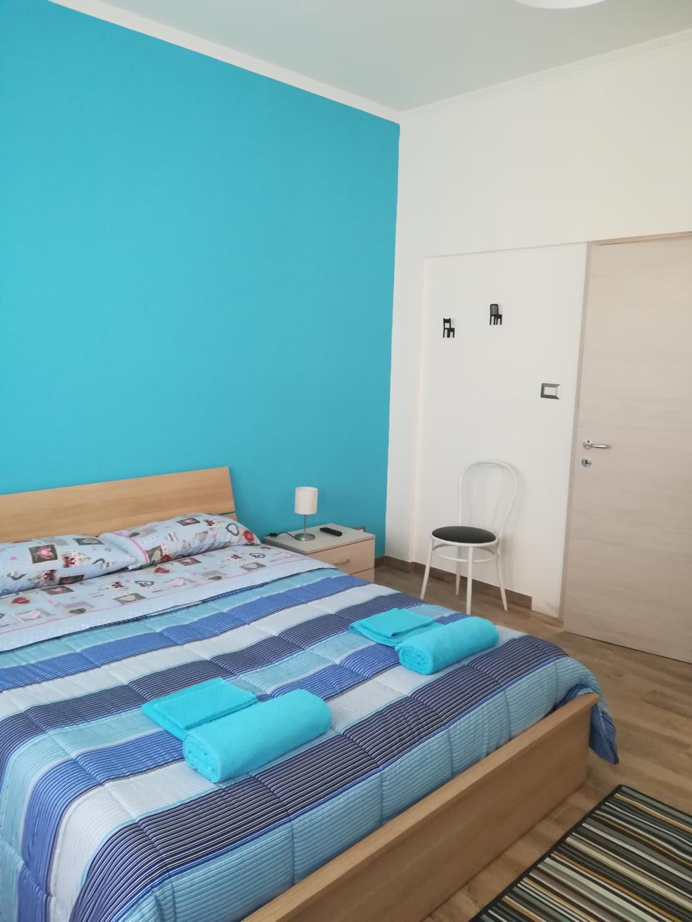 Double Room - Photo 5