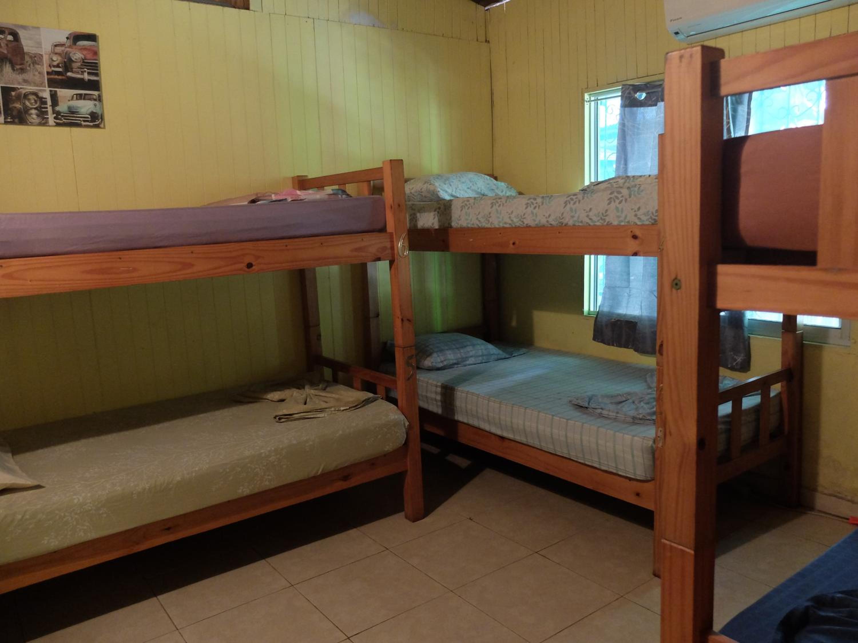 Bed in 6-Bed Dormitory Room photo 2