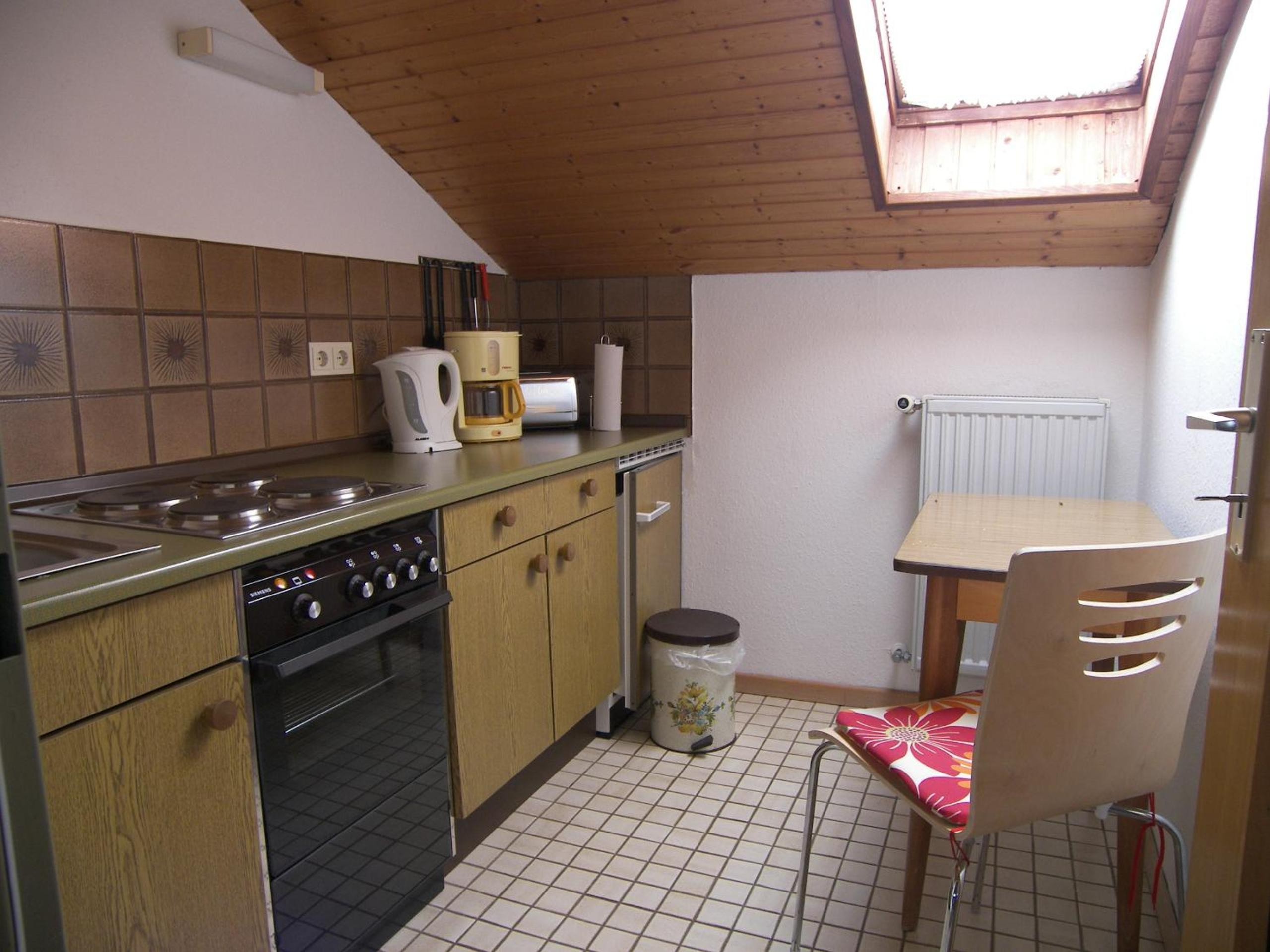 Economy Two-Bedroom Apartment (2-3 Adults) photo 2