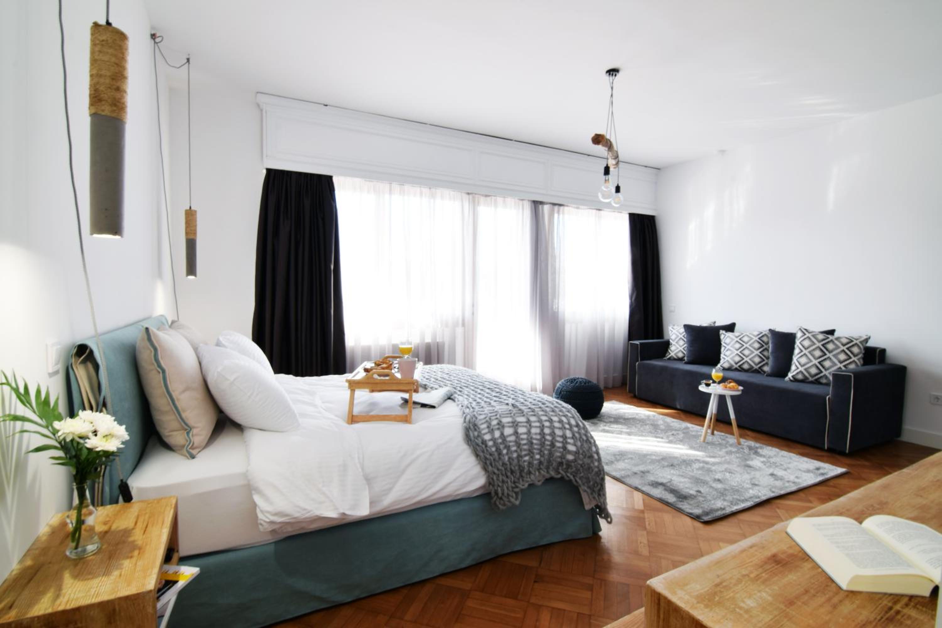 Comfort Studio with Balcony and City View - Photo 13