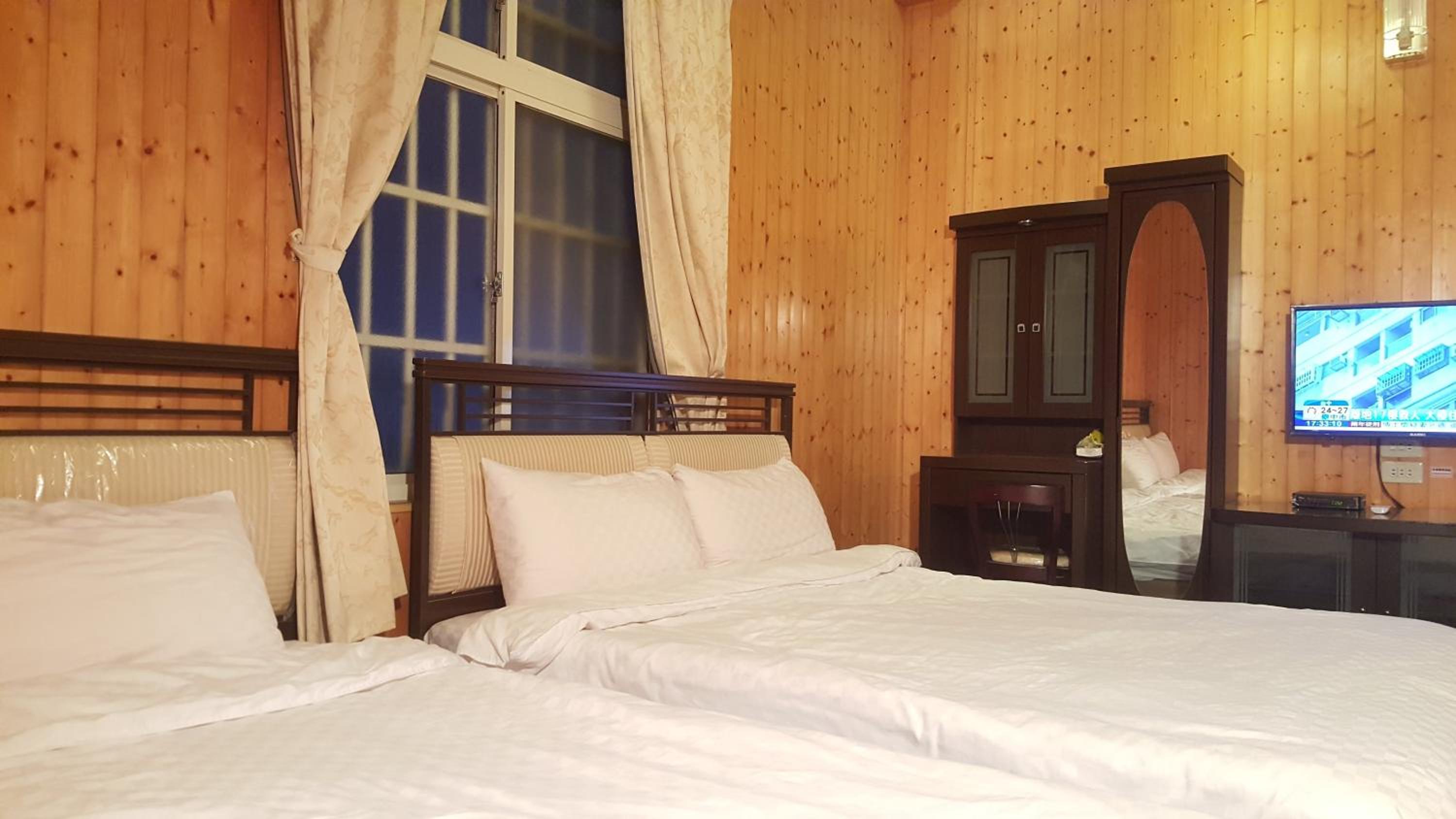 Quadruple Room photo 2