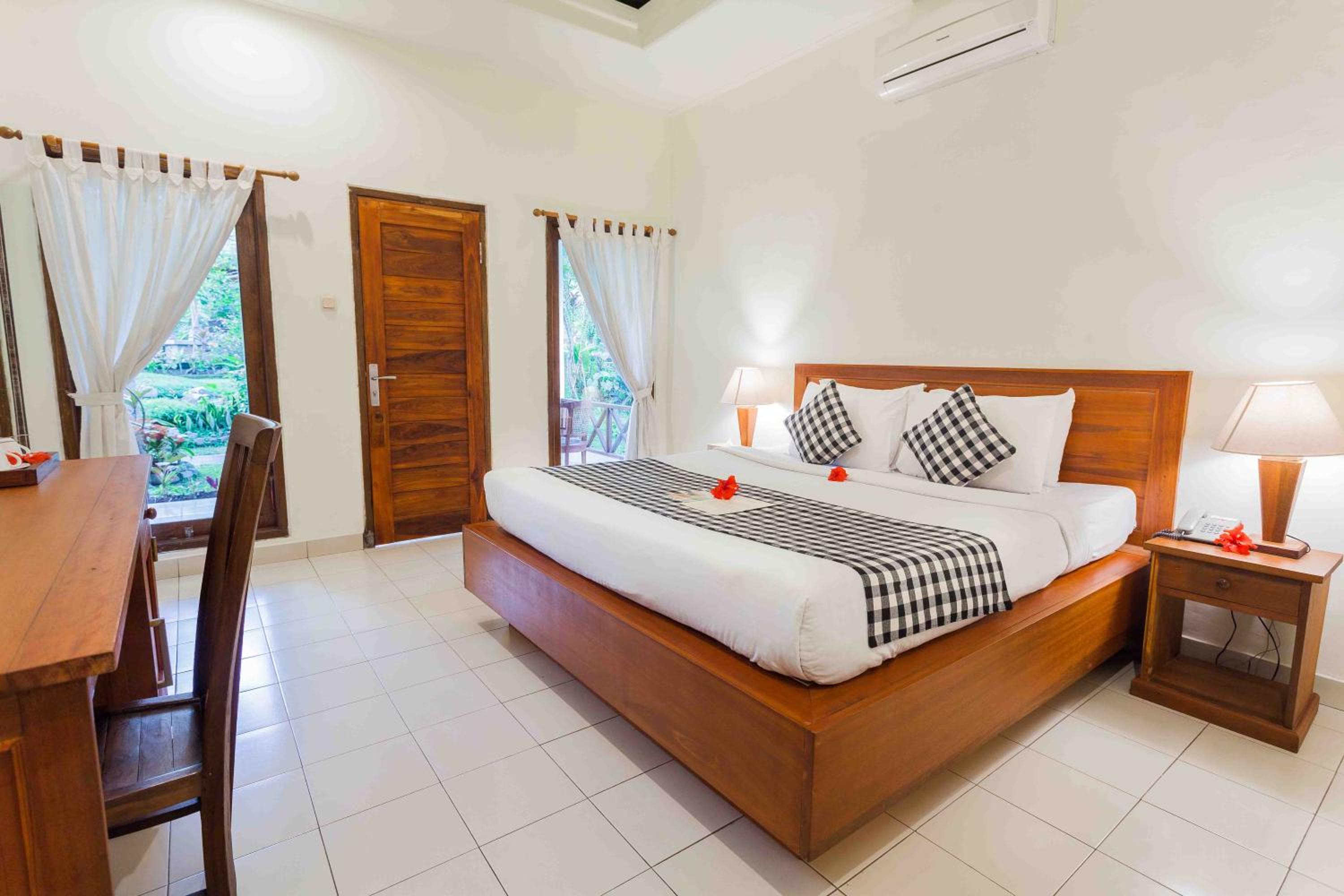 Standard Double or Twin Room - Photo 7