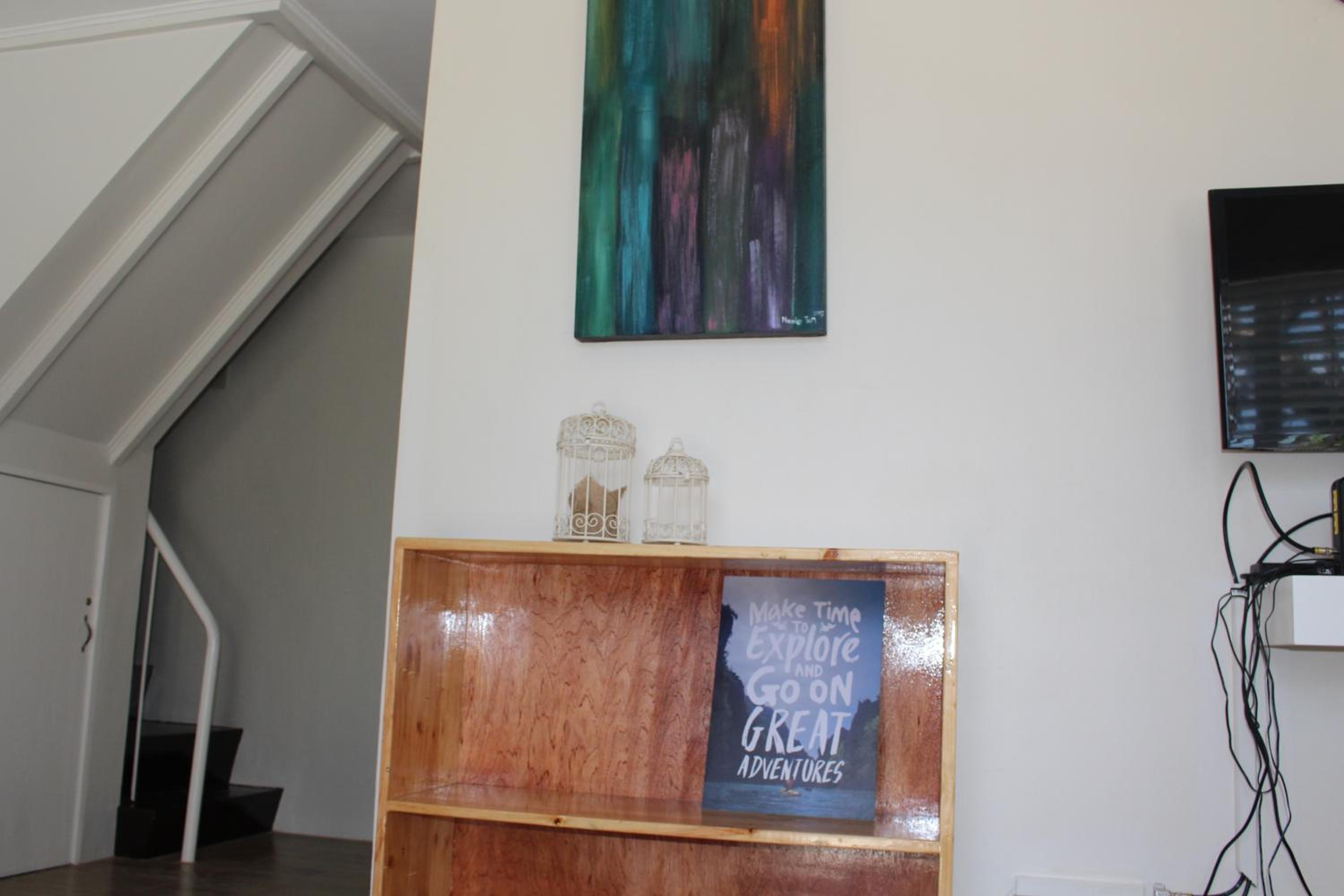 Three-Bedroom Apartment - Photo 9