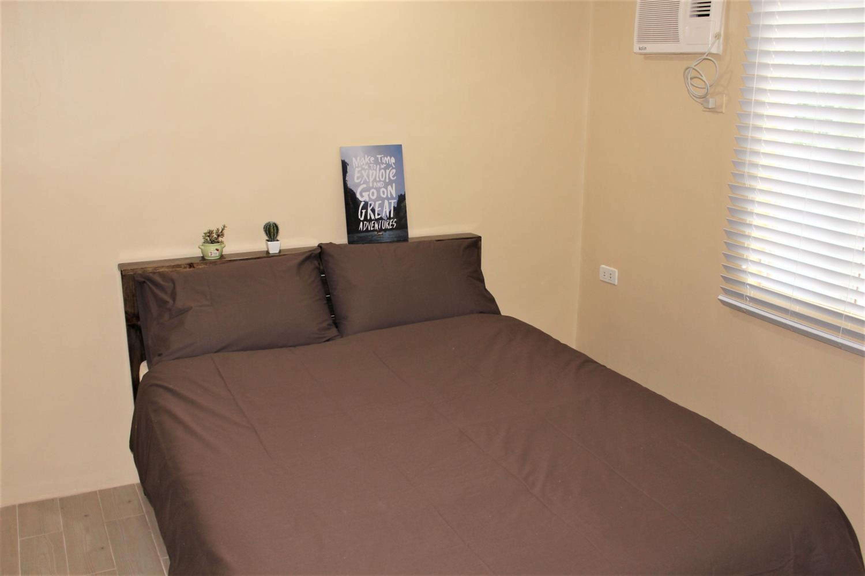 Three-Bedroom Apartment - Photo 22