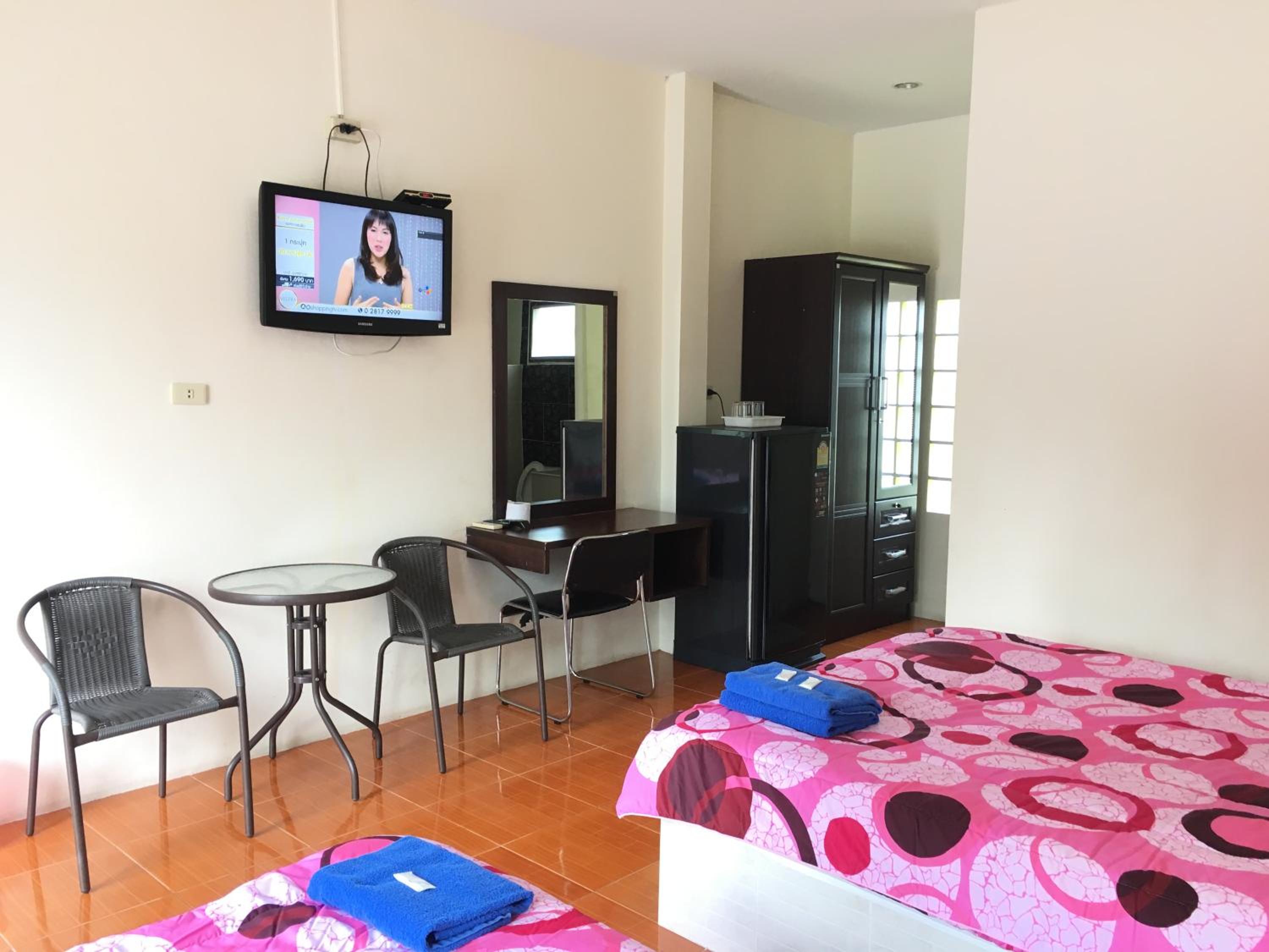 Deluxe Triple Room photo 3
