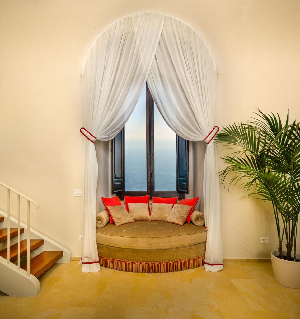 Loft Suite with Sea View  - Photo 4