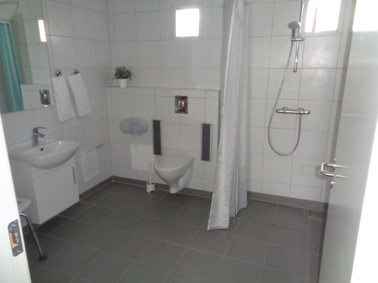 Double Room - Photo 5