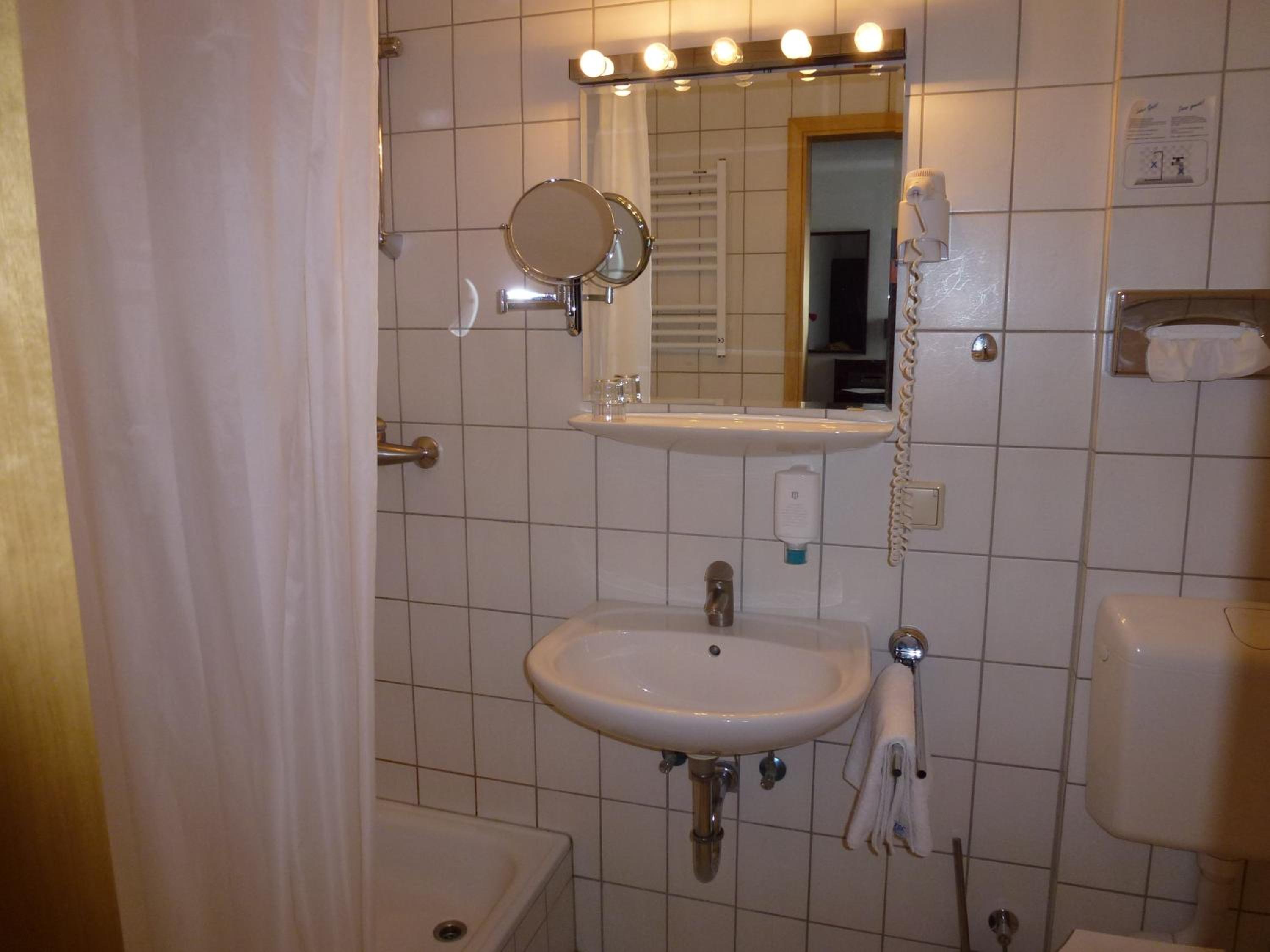 Standard Single Room photo 2