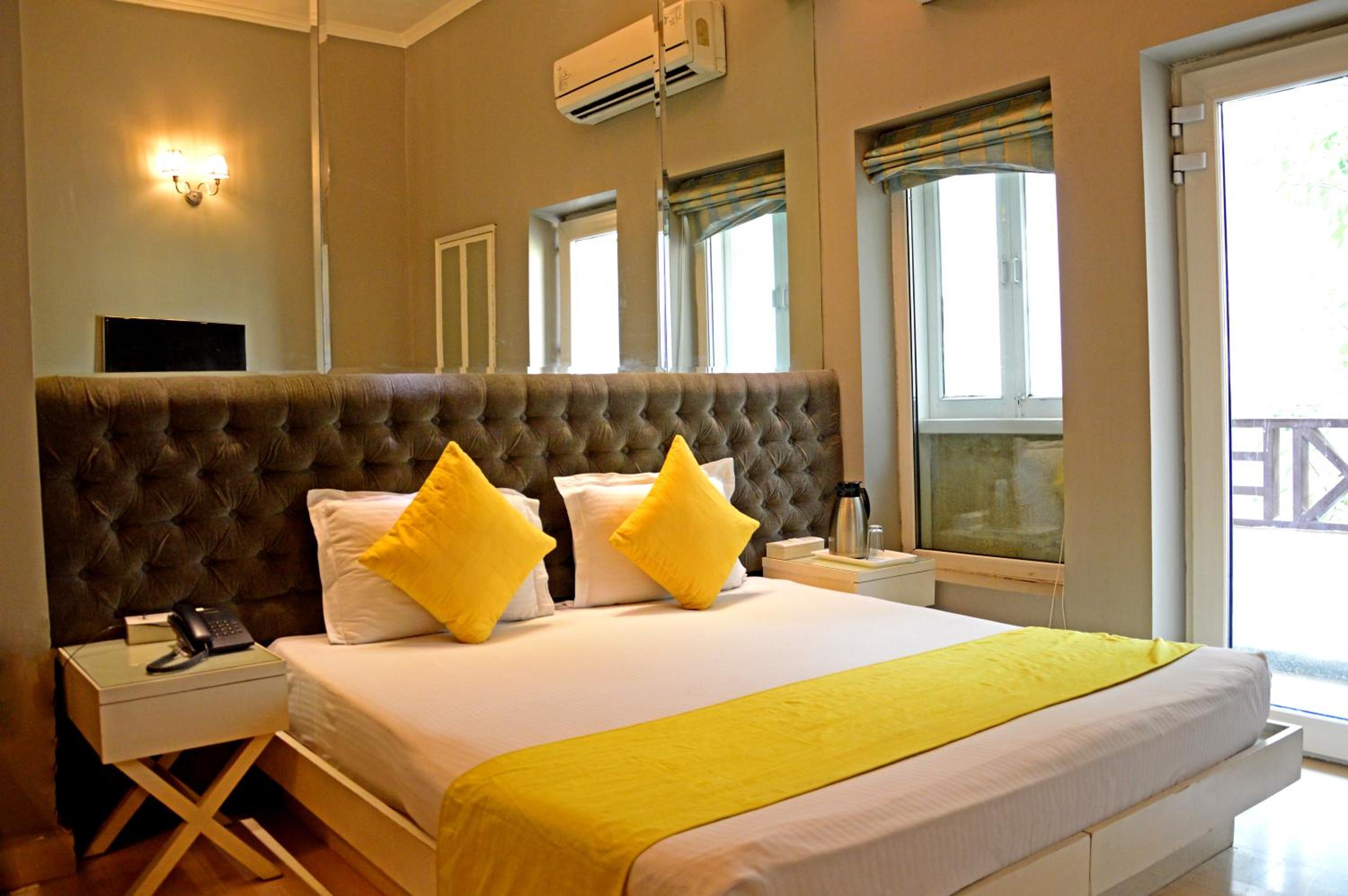 Deluxe Double or Twin Room - Photo 4