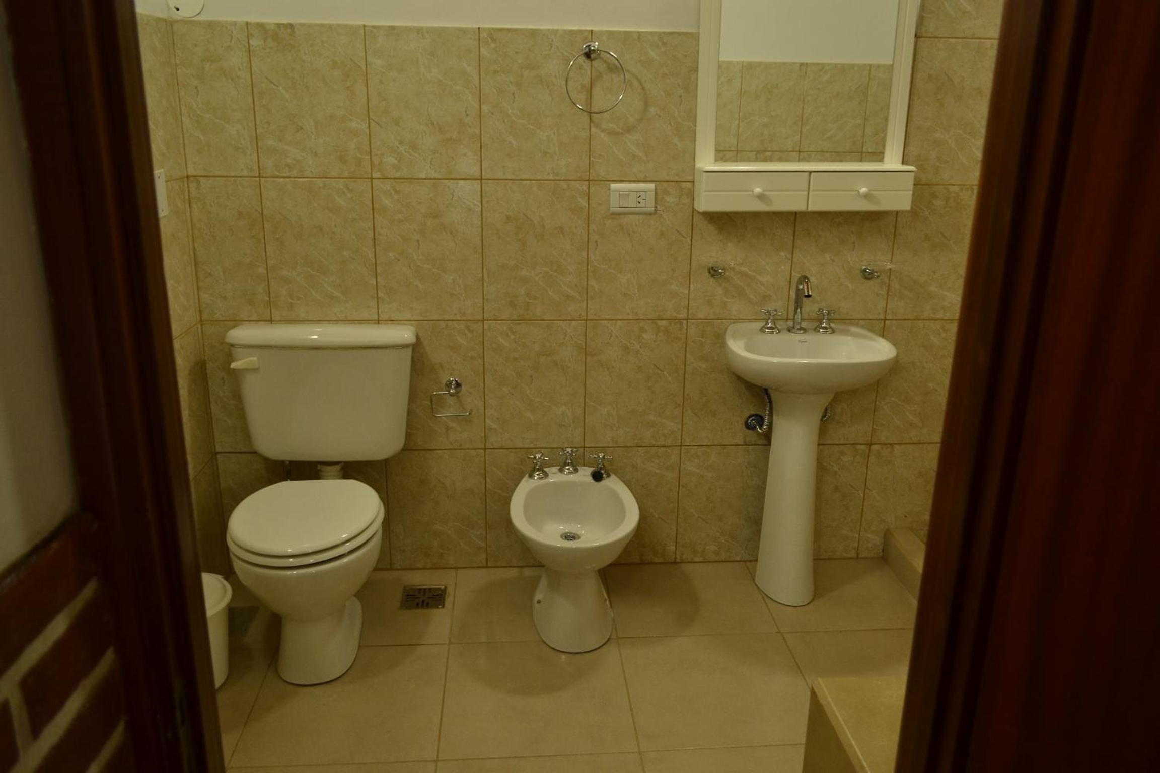 Apartment photo 2