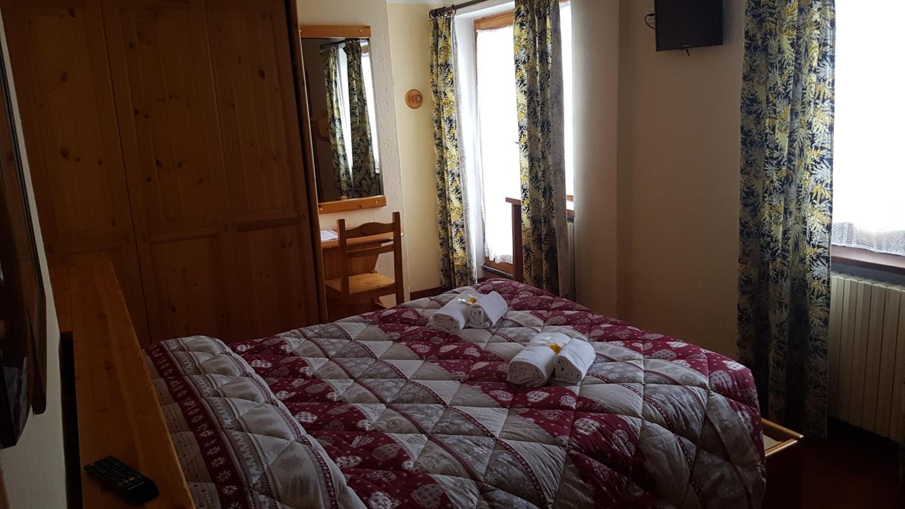 Double or Twin Room photo 1