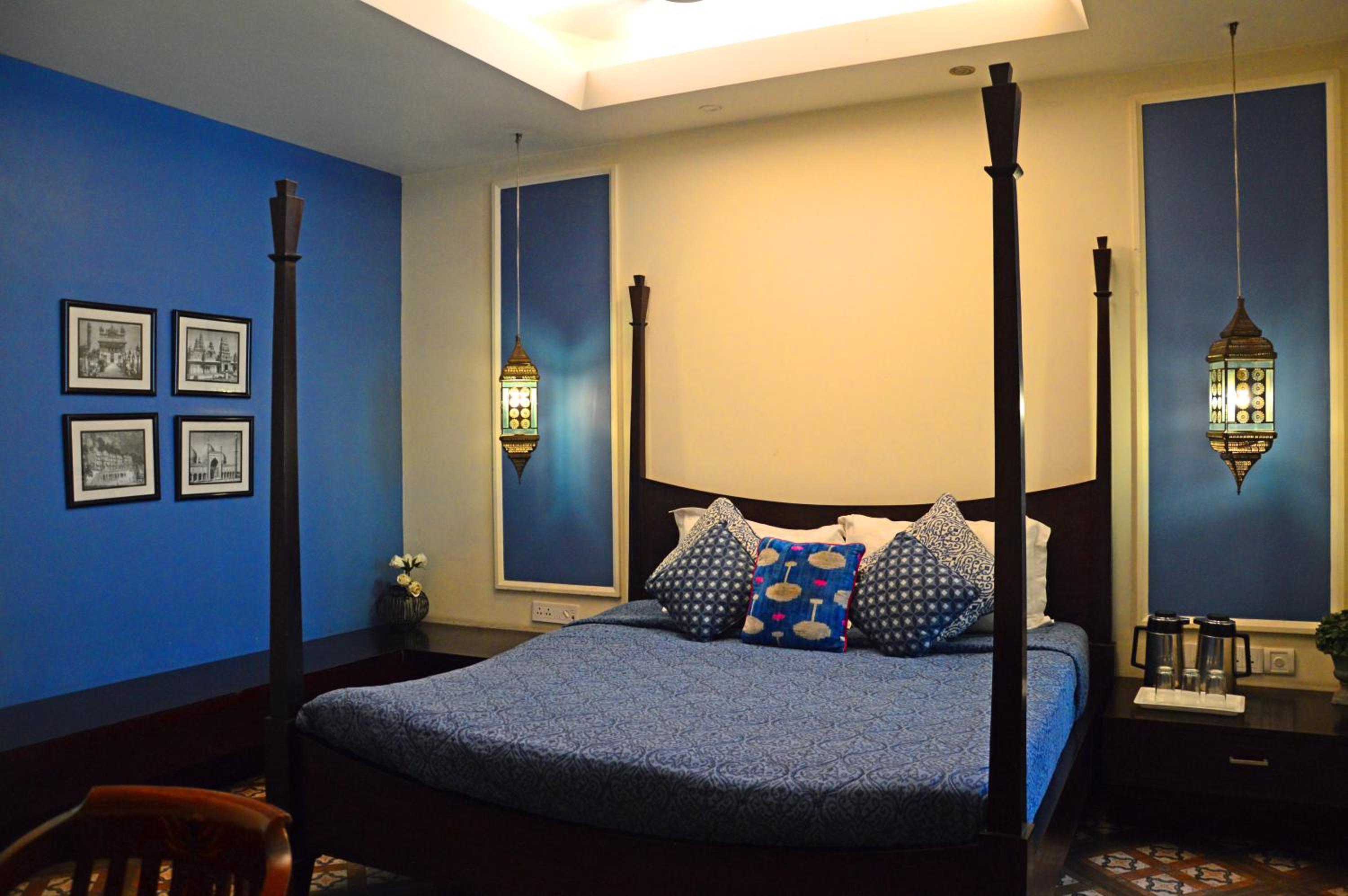 Premier Room with Free Airport Pickup - Photo 10