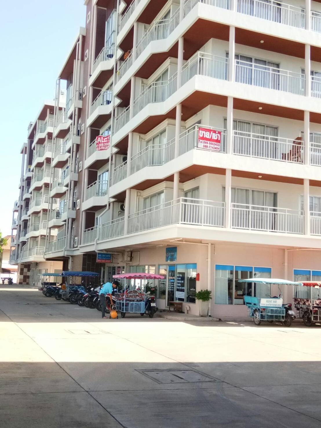 Apartment with Sea View - Photo 23