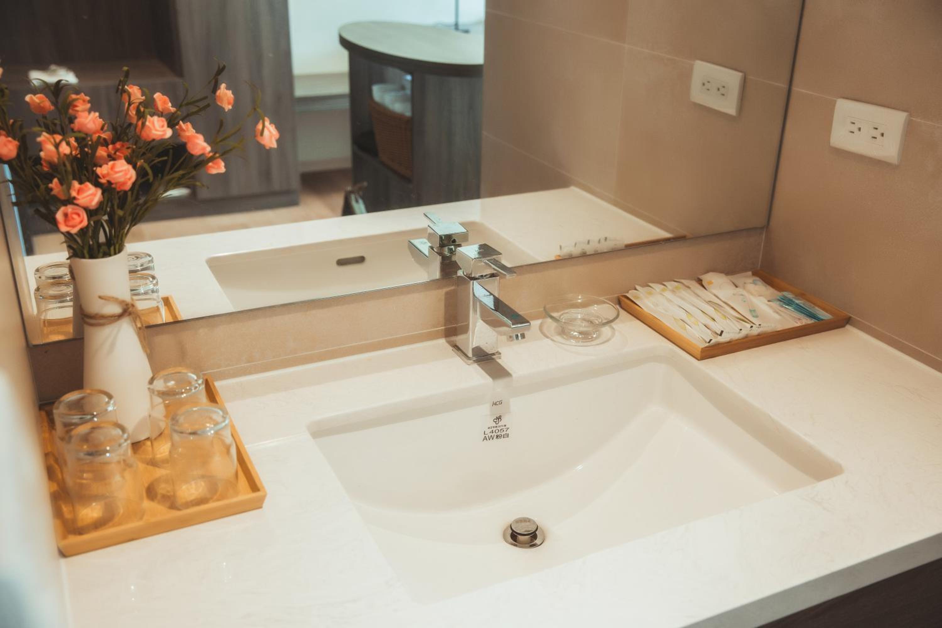 Deluxe Double Room with Balcony photo 3