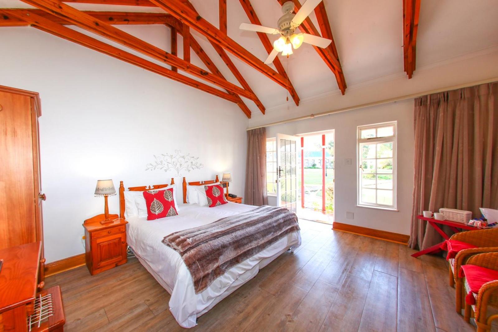 Twin Room - Photo 10